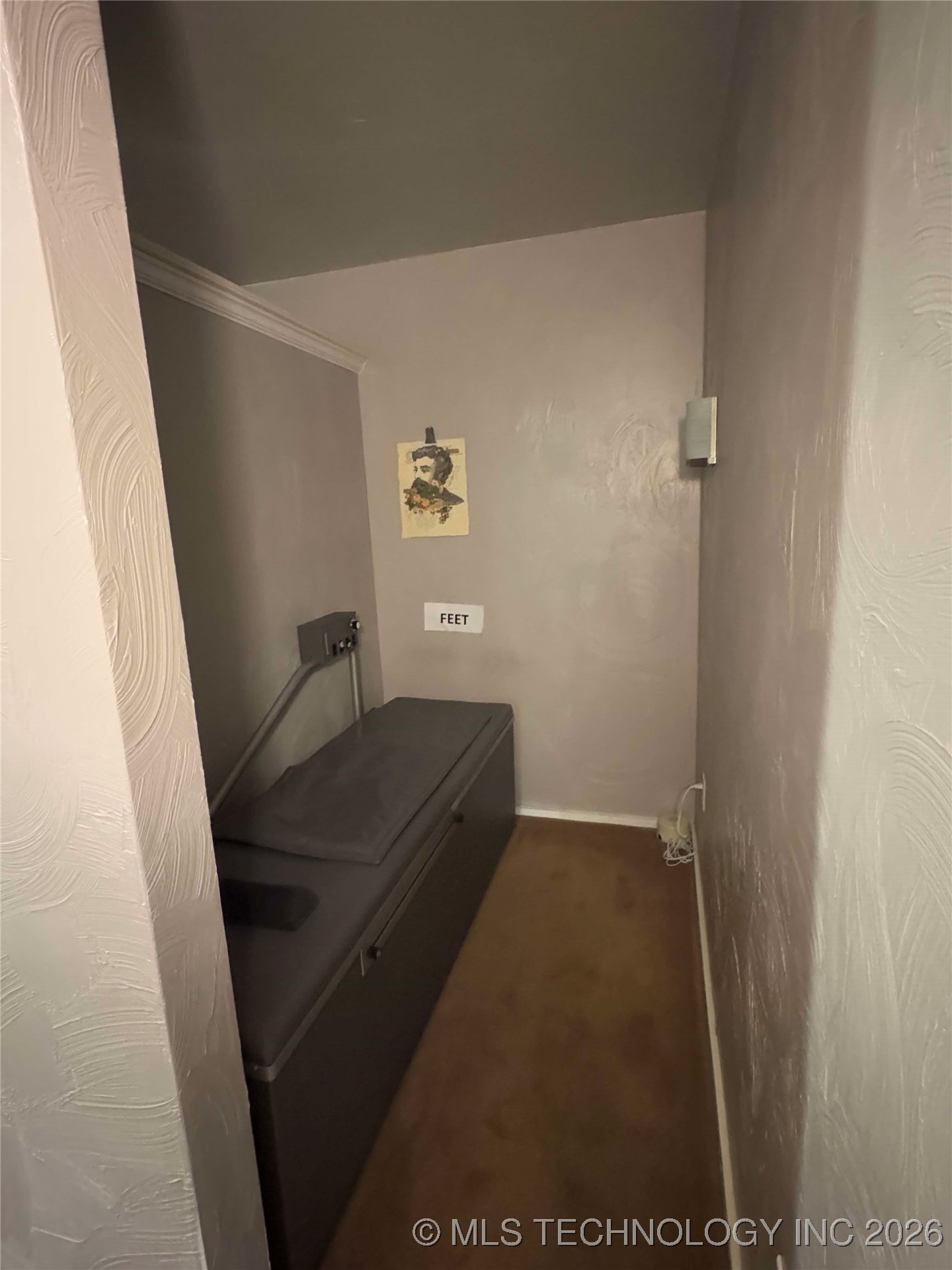 1203 W Broadway Property Photo 21