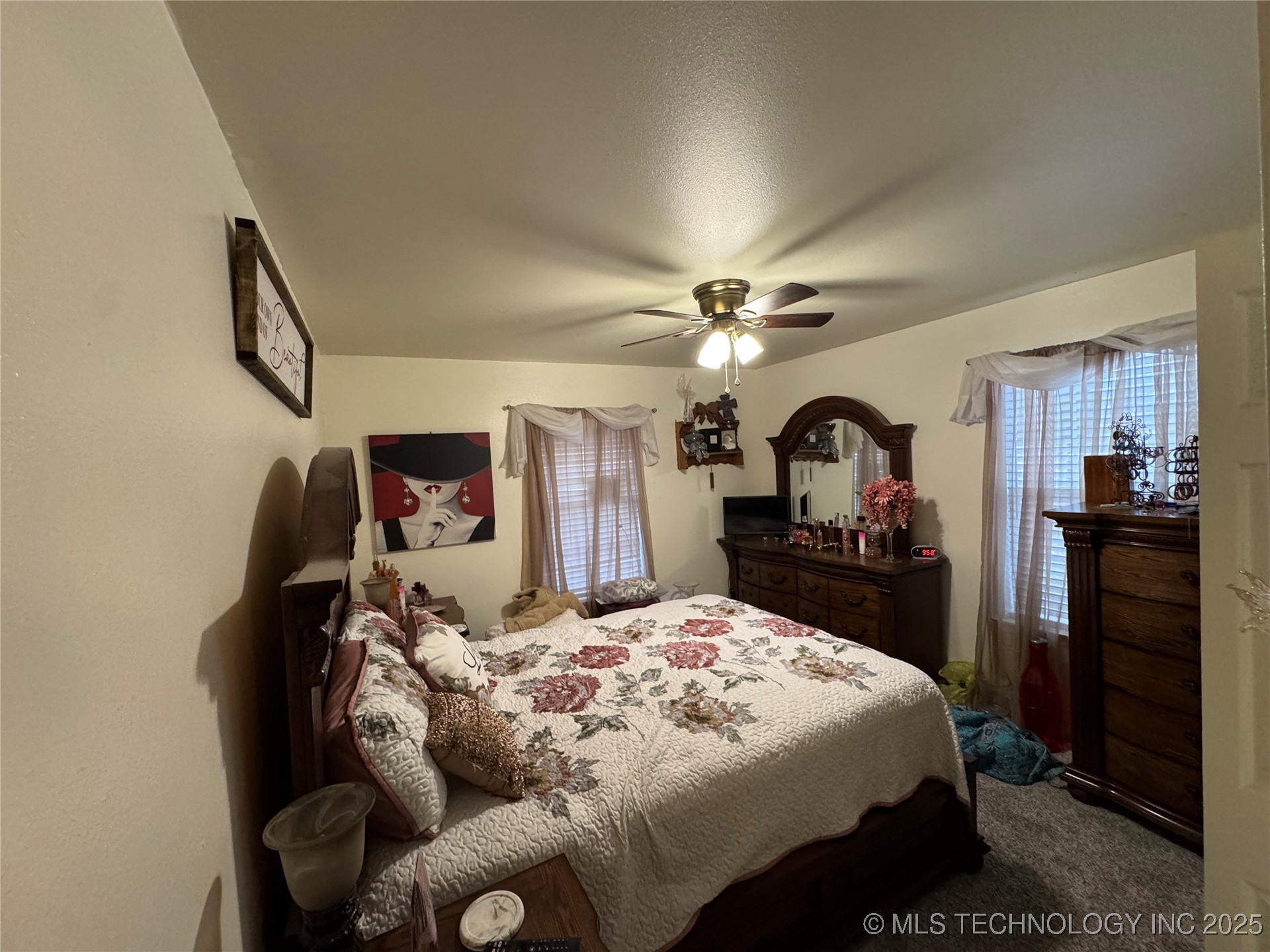 105 E Cedar Avenue Property Photo 14