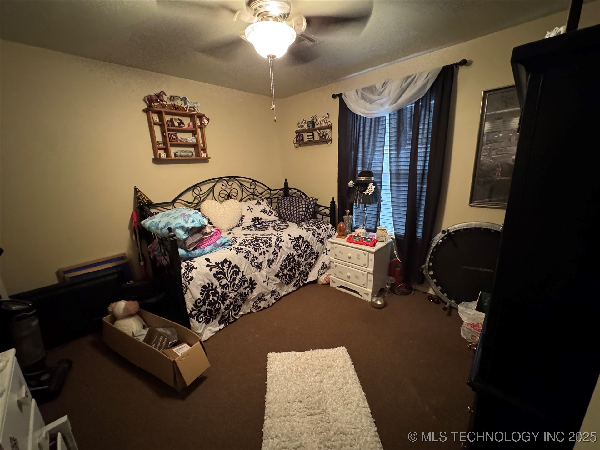 105 E Cedar Avenue Property Photo 16