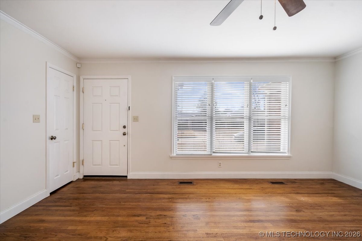 4135 E 22nd Street Property Photo 5