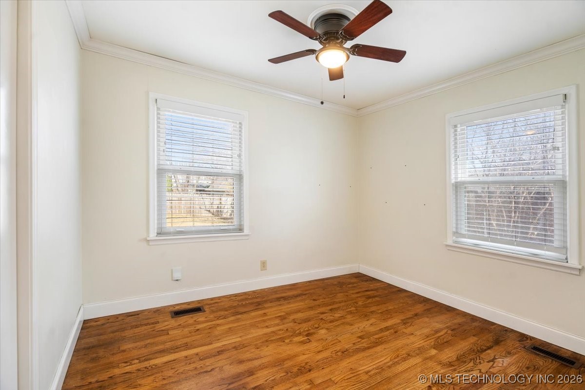 4135 E 22nd Street Property Photo 32