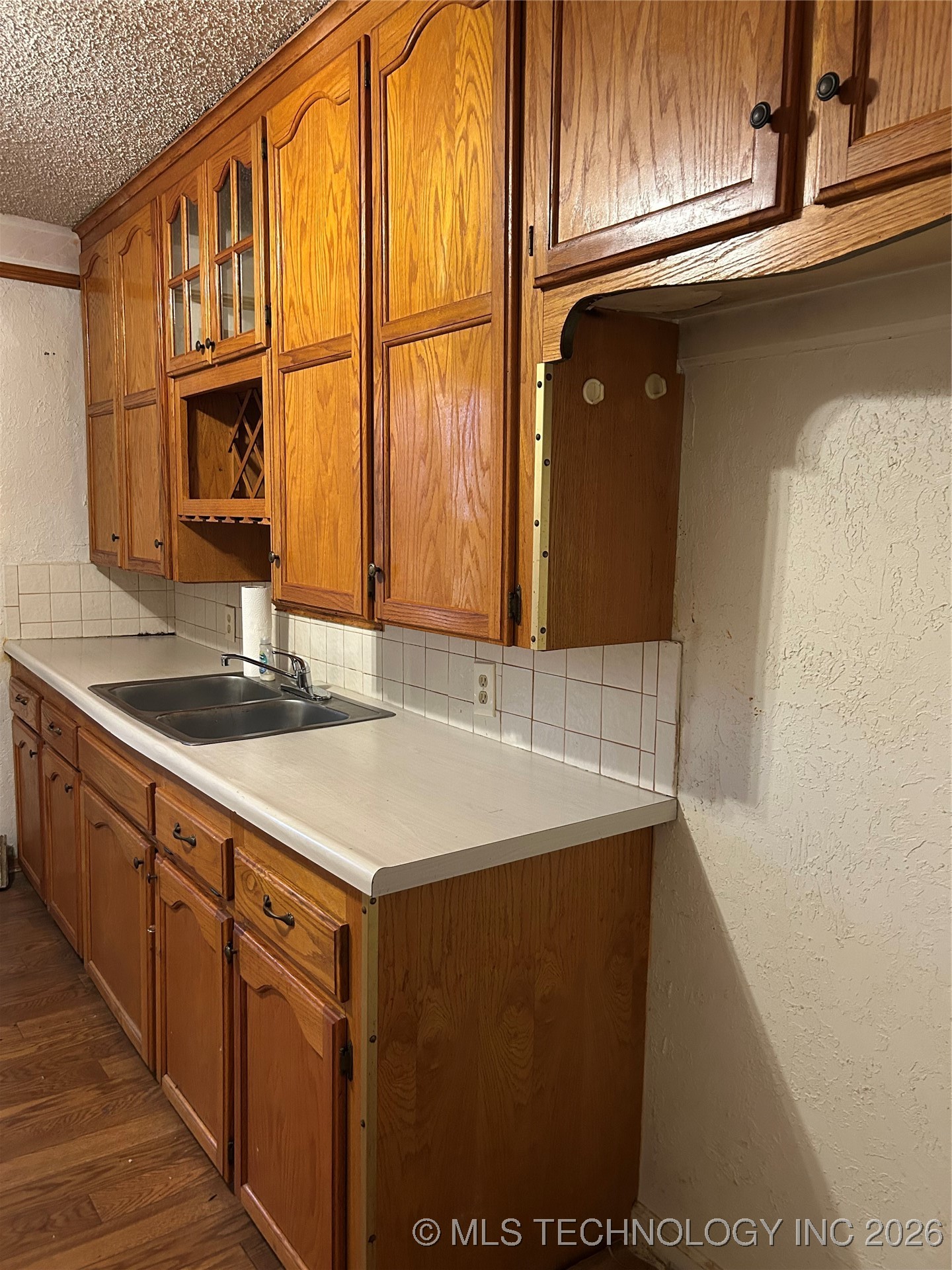 247 E 28th Street North N Property Photo 6