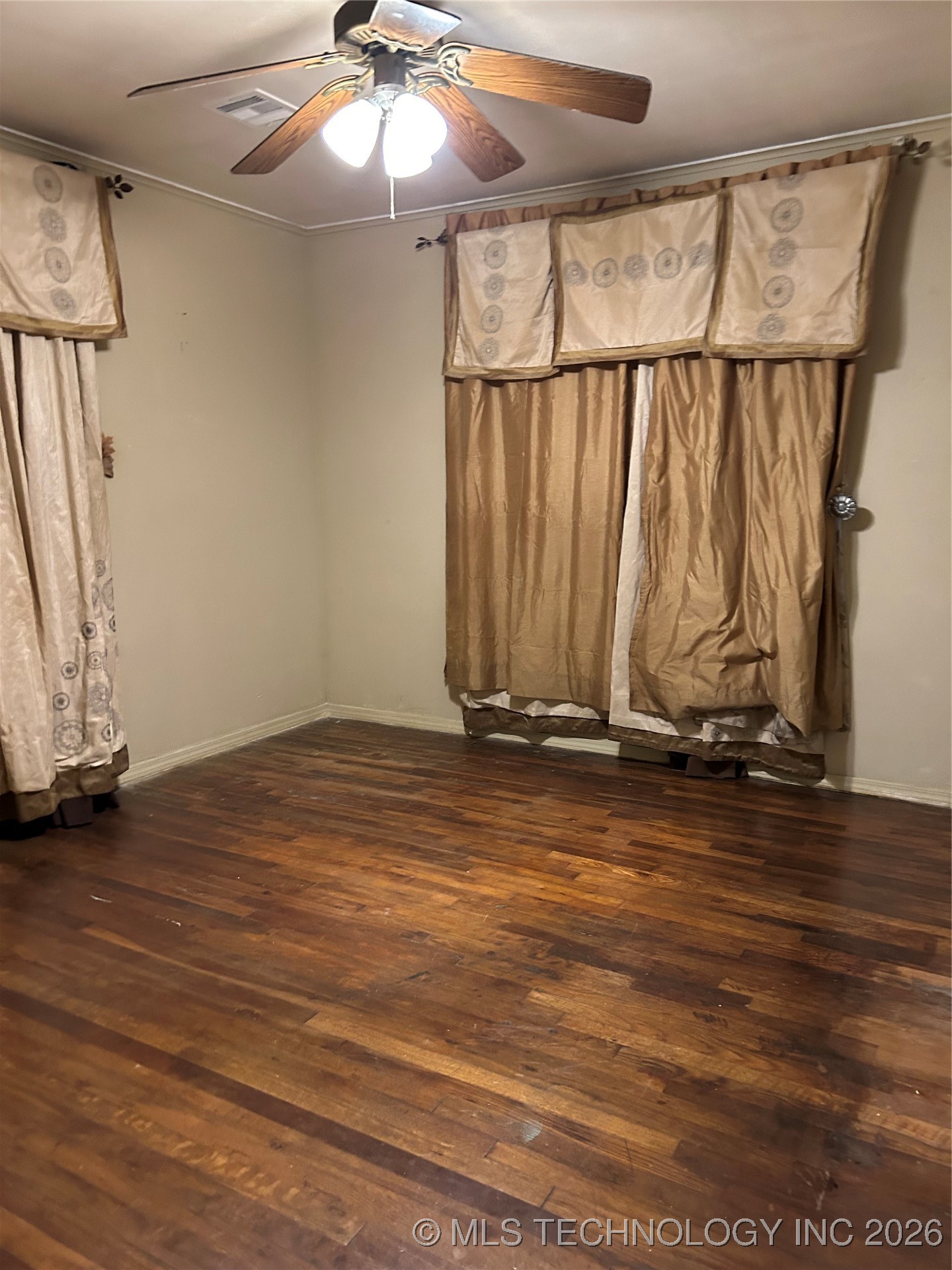 247 E 28th Street North N Property Photo 8