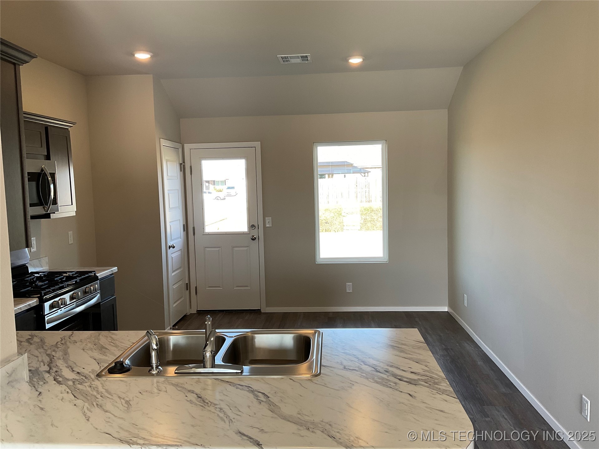 8515 E 164th Street S Property Photo 10