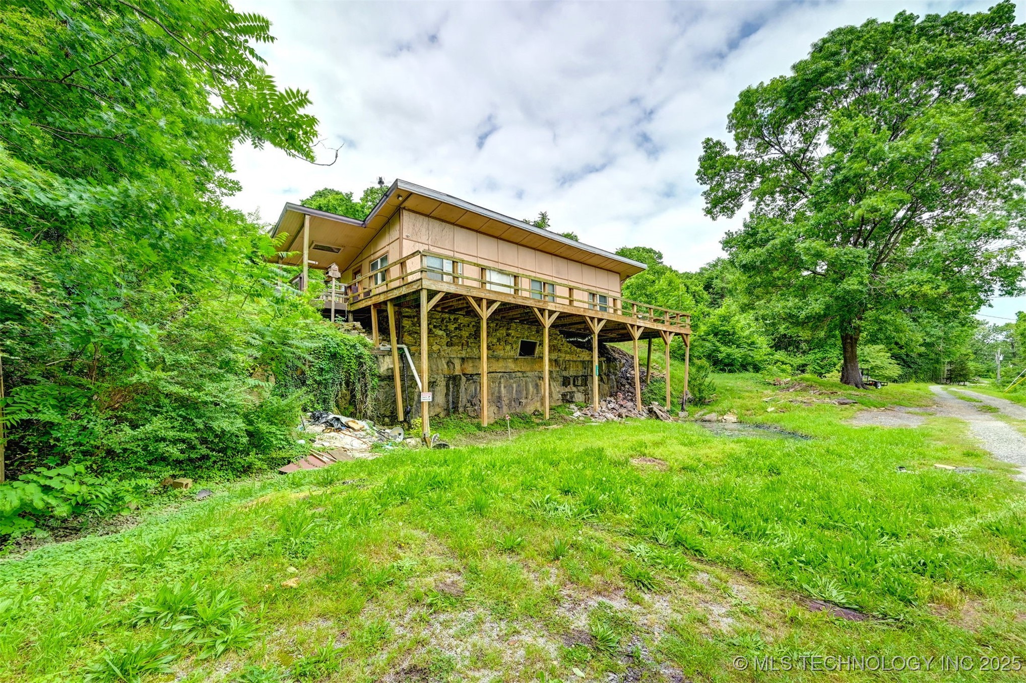 11609 N 59th Street East Property Photo 13