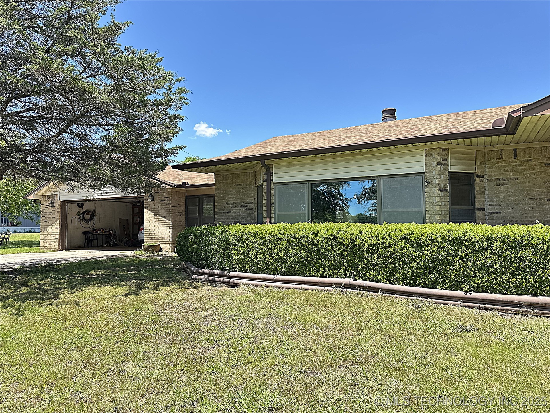 511 Stolfa Street Se Property Photo 2