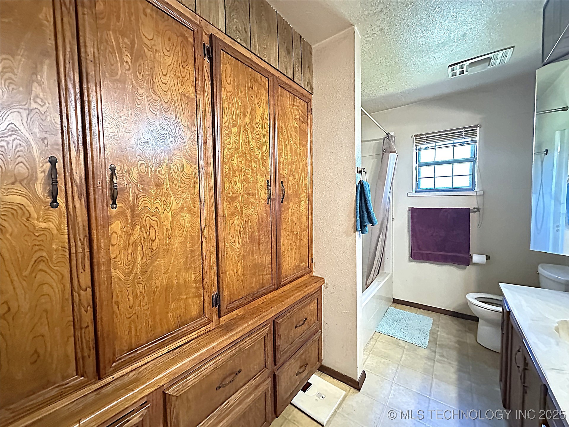 511 Stolfa Street Se Property Photo 25