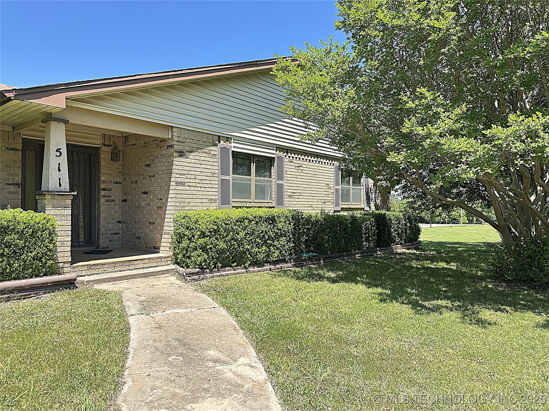 511 Stolfa Street Se Property Photo 39