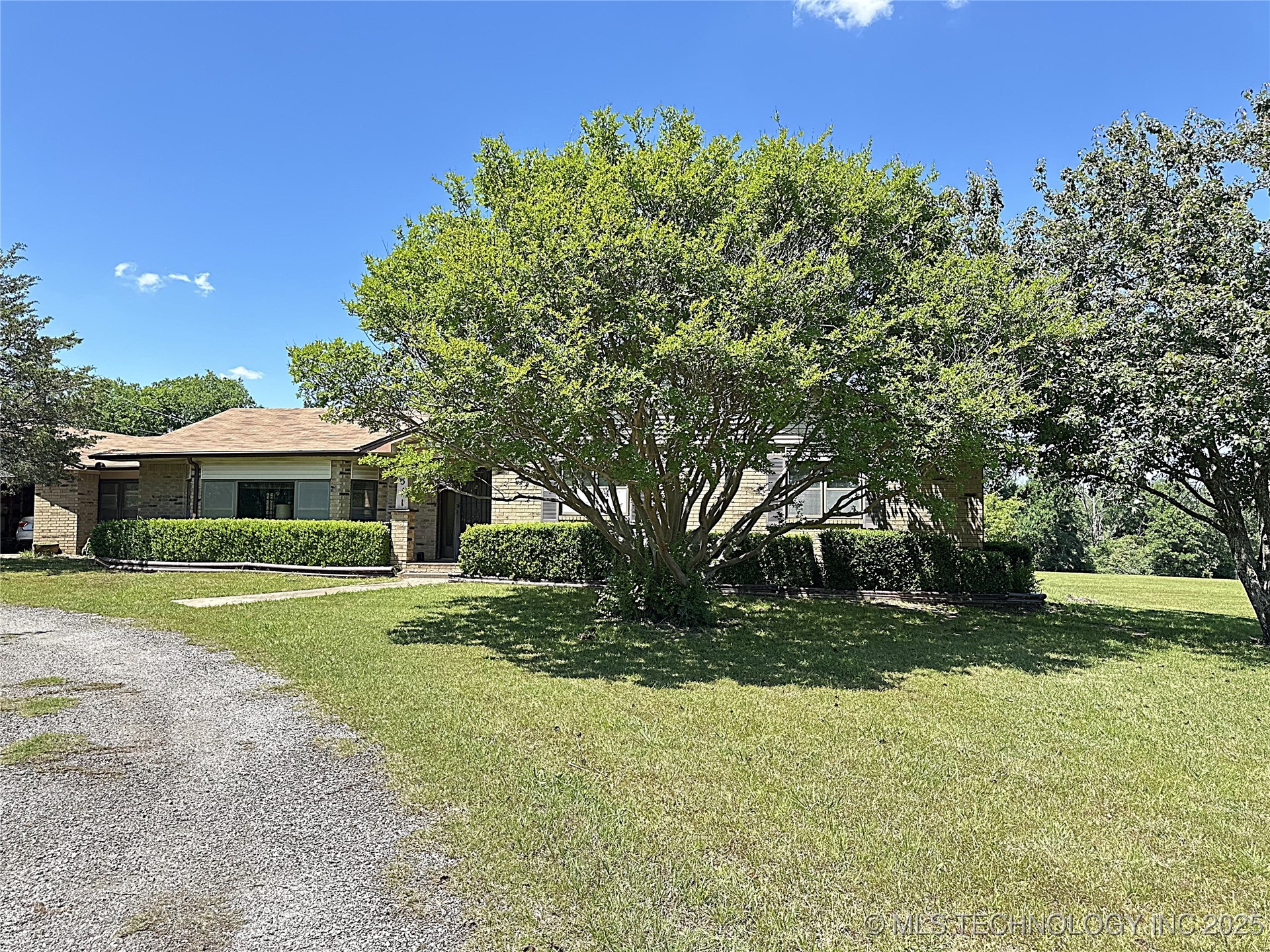 511 Stolfa Street Se Property Photo 40