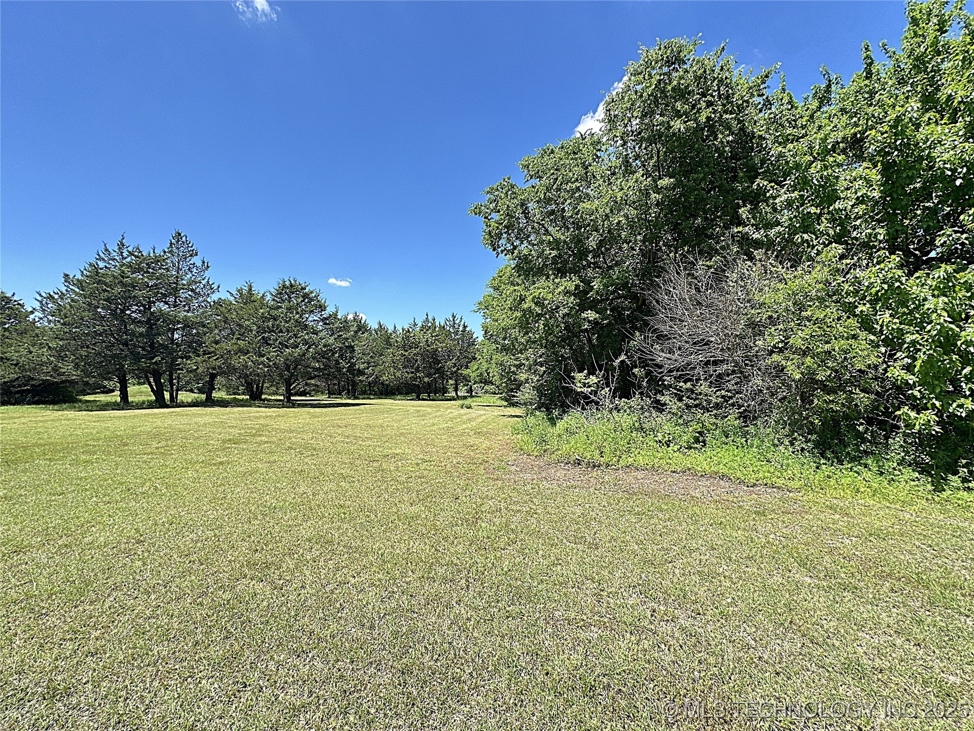 511 Stolfa Street Se Property Photo 42