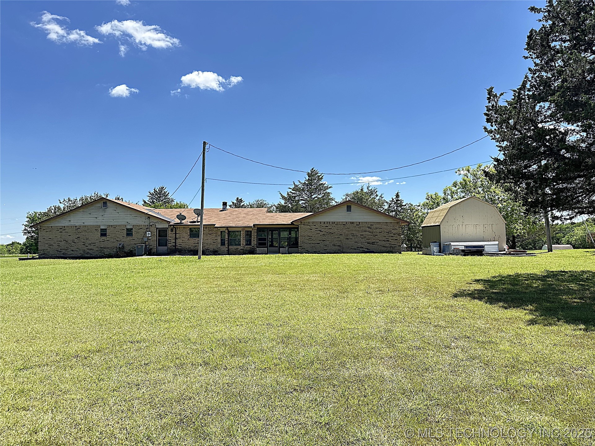 511 Stolfa Street Se Property Photo 46