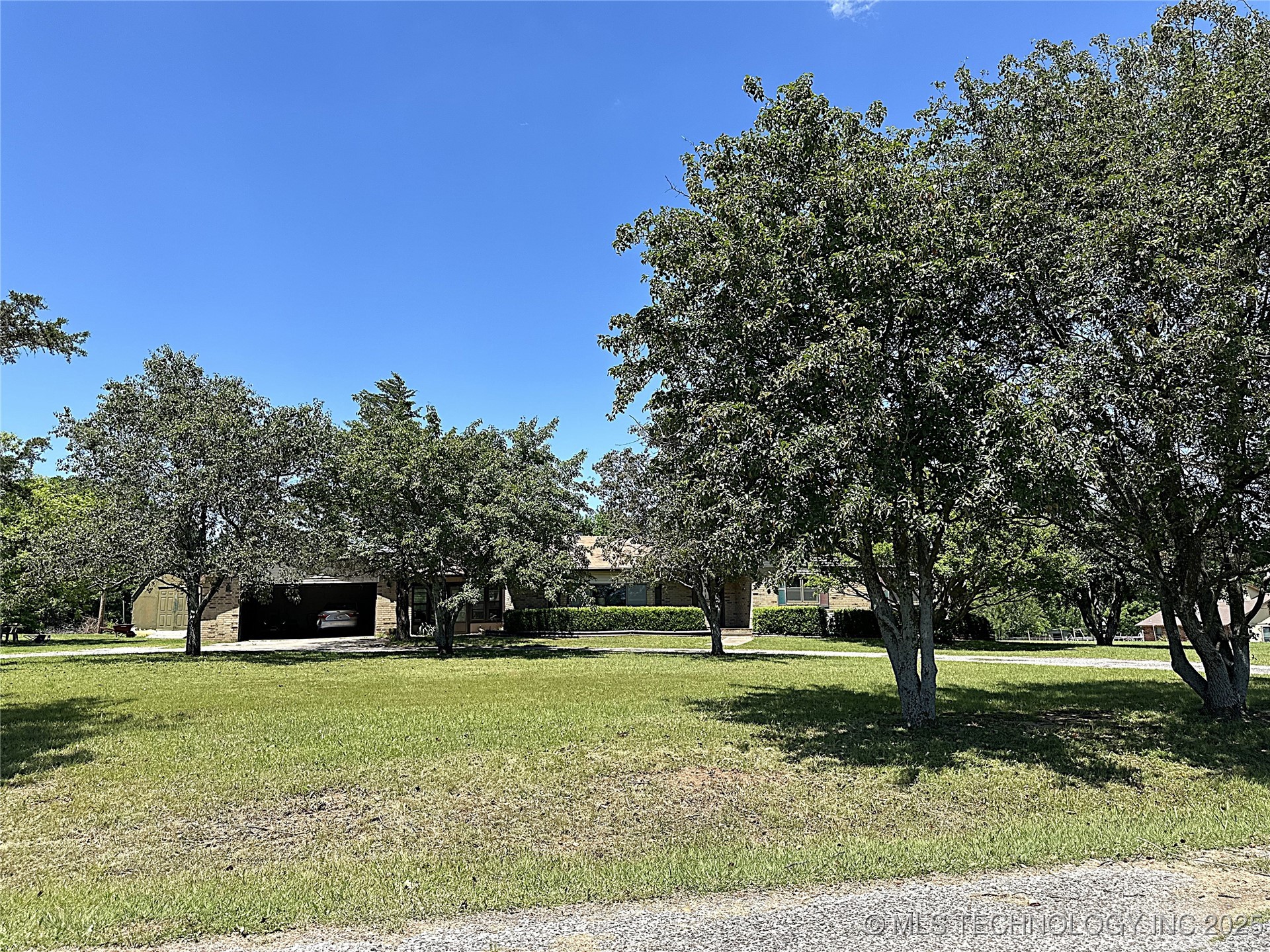 511 Stolfa Street Se Property Photo 52