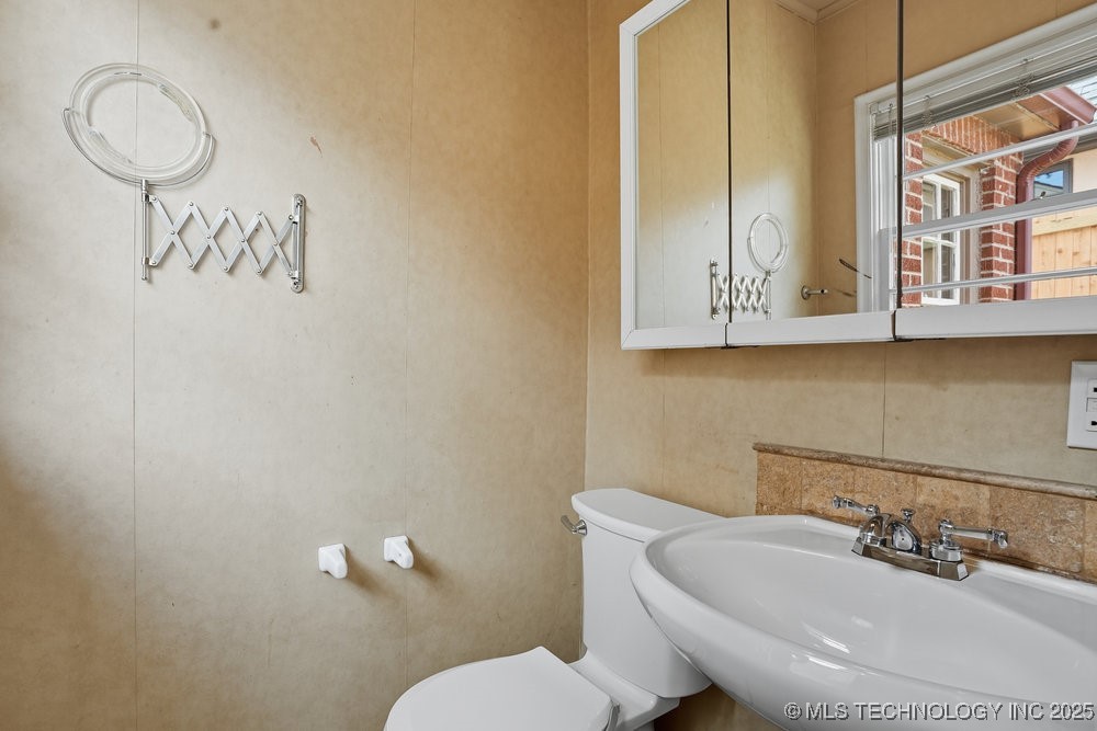 3513 S Troost Avenue Property Photo 25