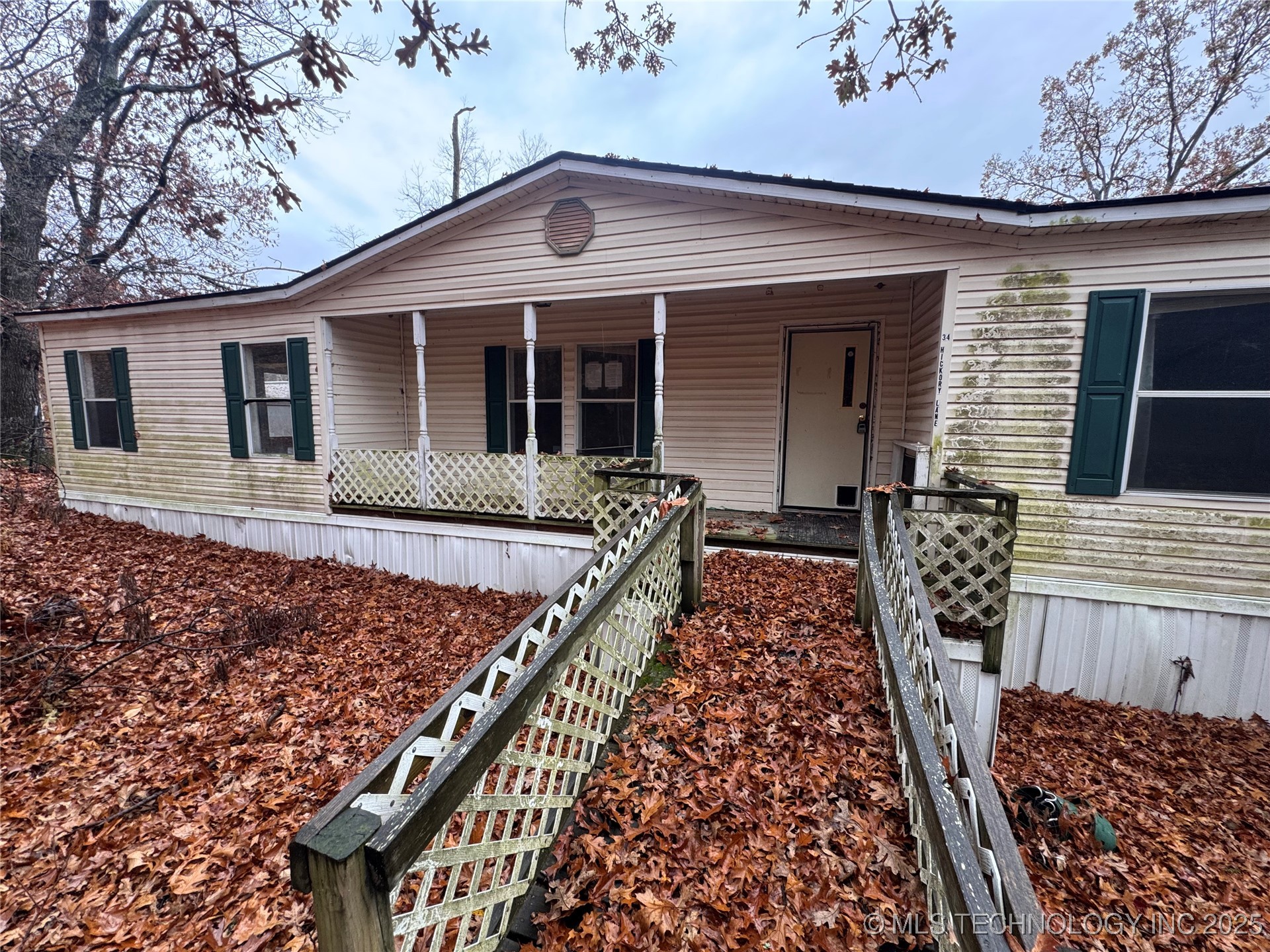 34 Hickory Property Photo 1