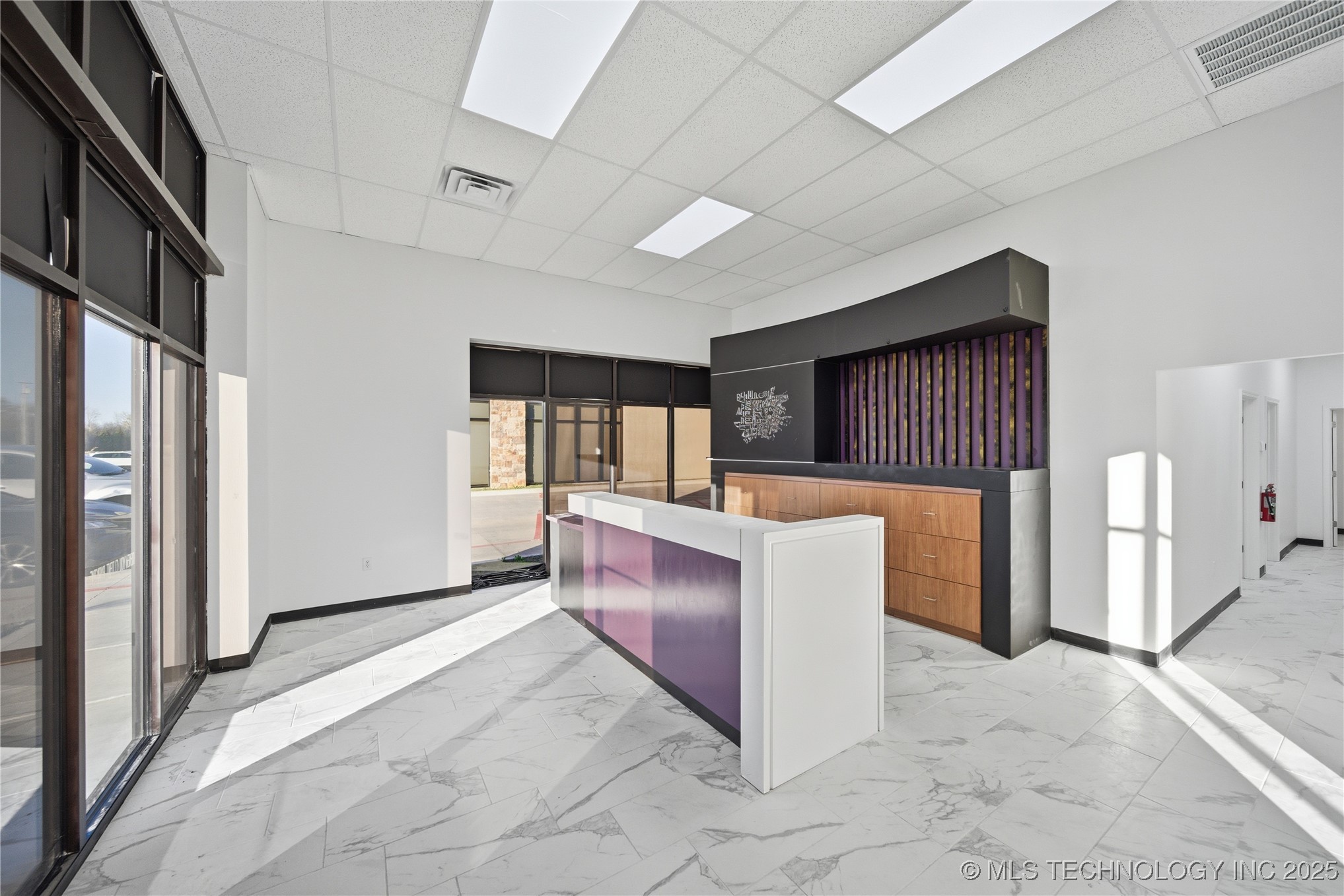 1071 N Birch Street Property Photo 6