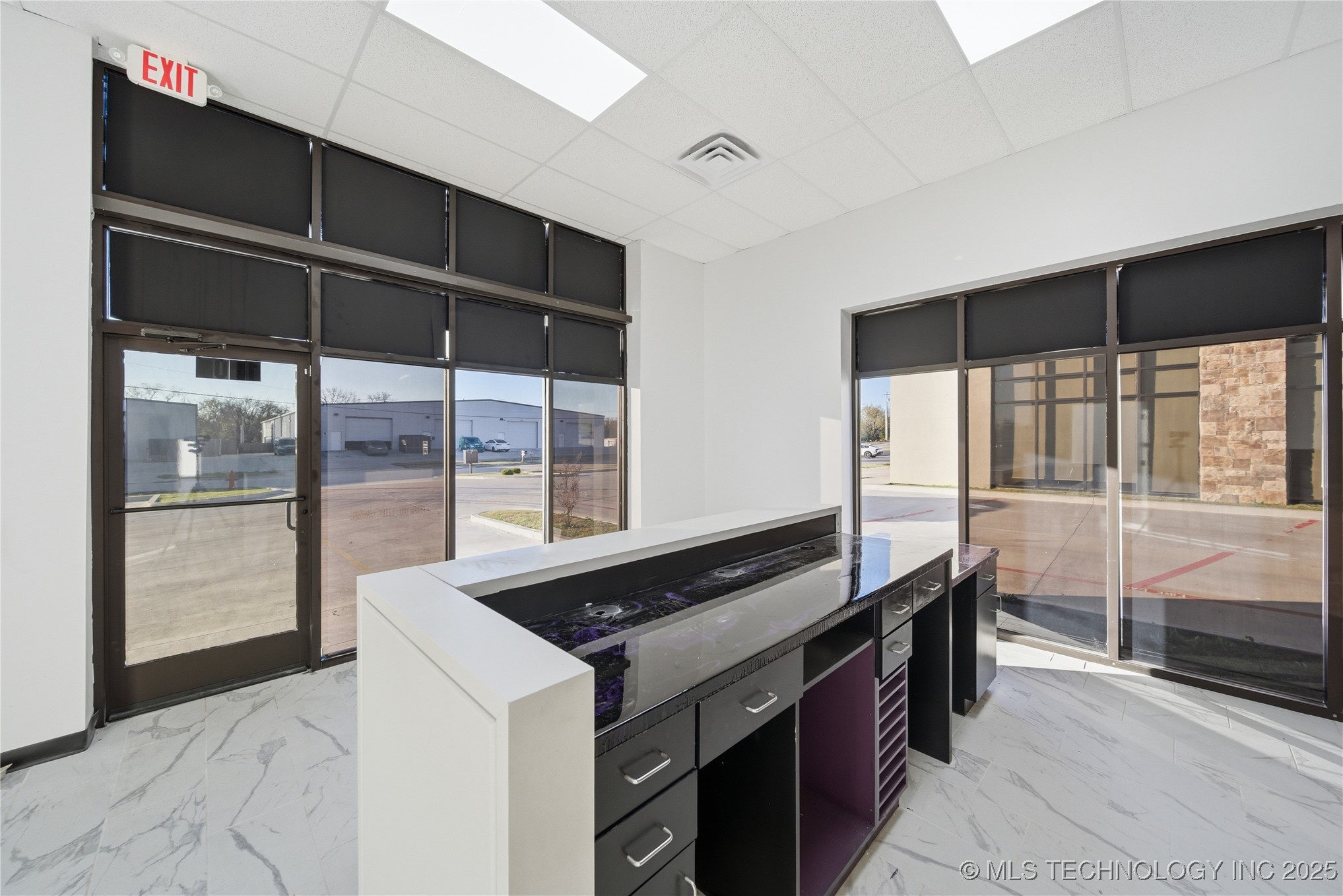 1071 N Birch Street Property Photo 7