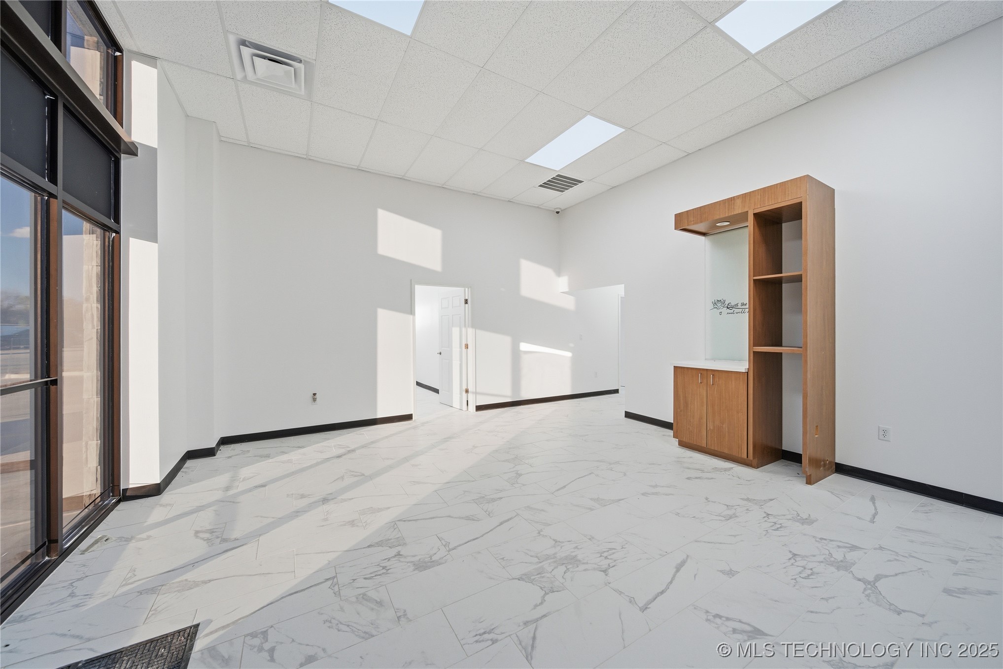 1071 N Birch Street Property Photo 14