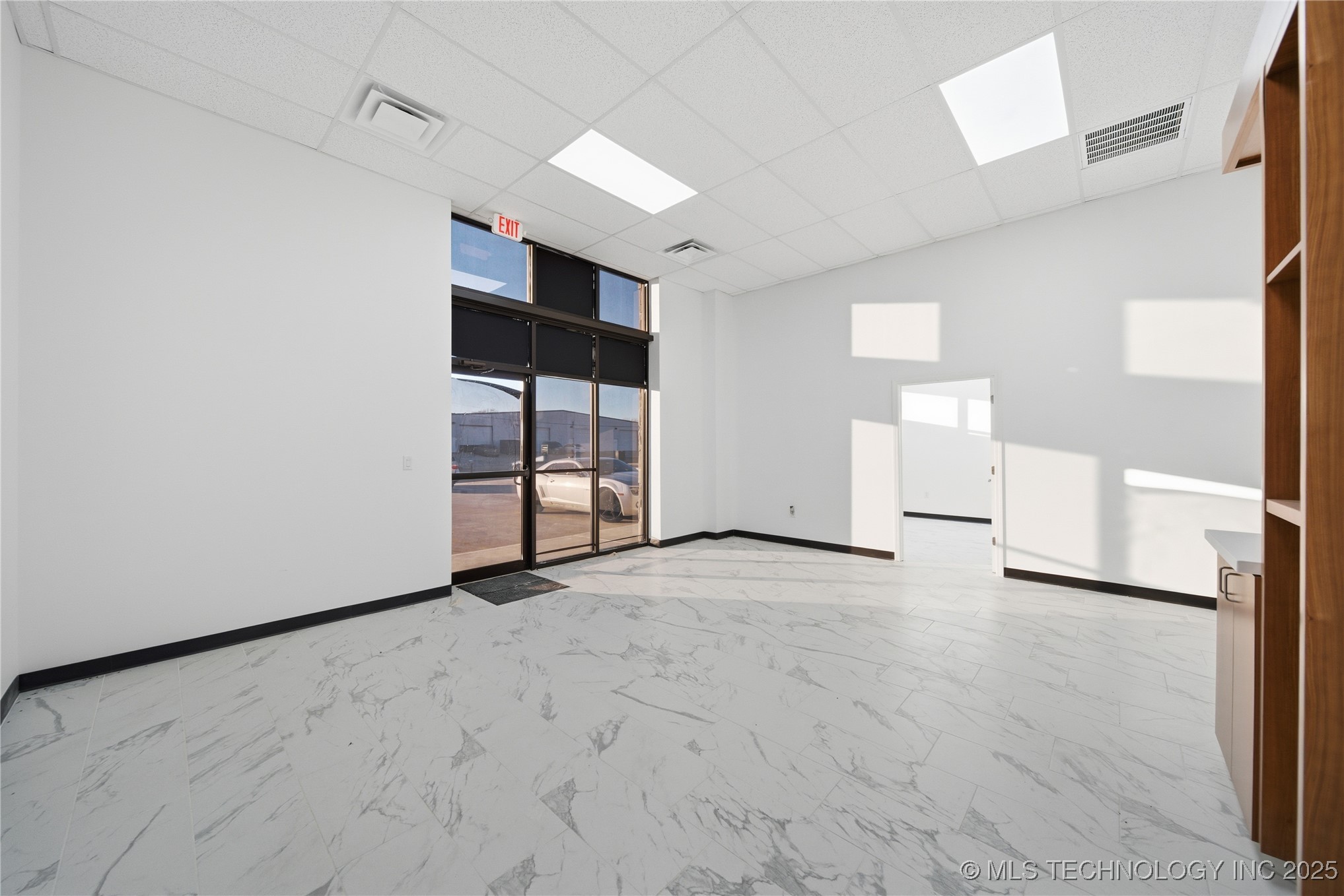 1071 N Birch Street Property Photo 15