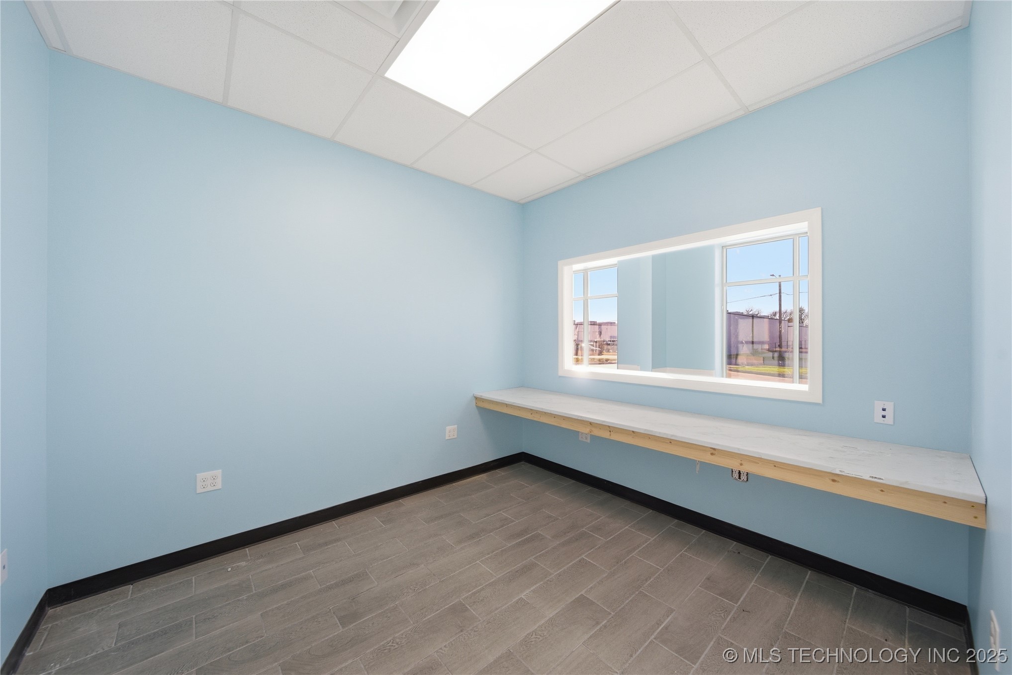 1071 N Birch Street Property Photo 25