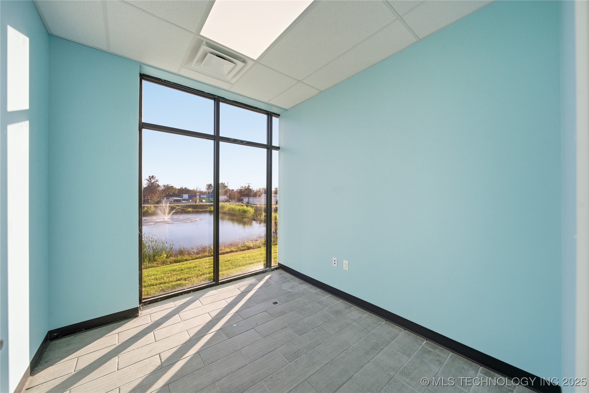 1071 N Birch Street Property Photo 36