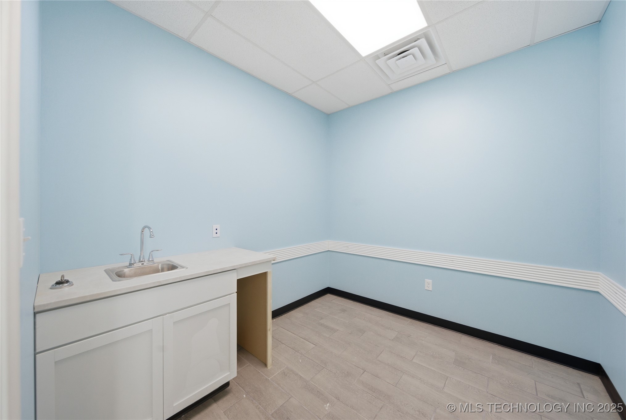 1071 N Birch Street Property Photo 37