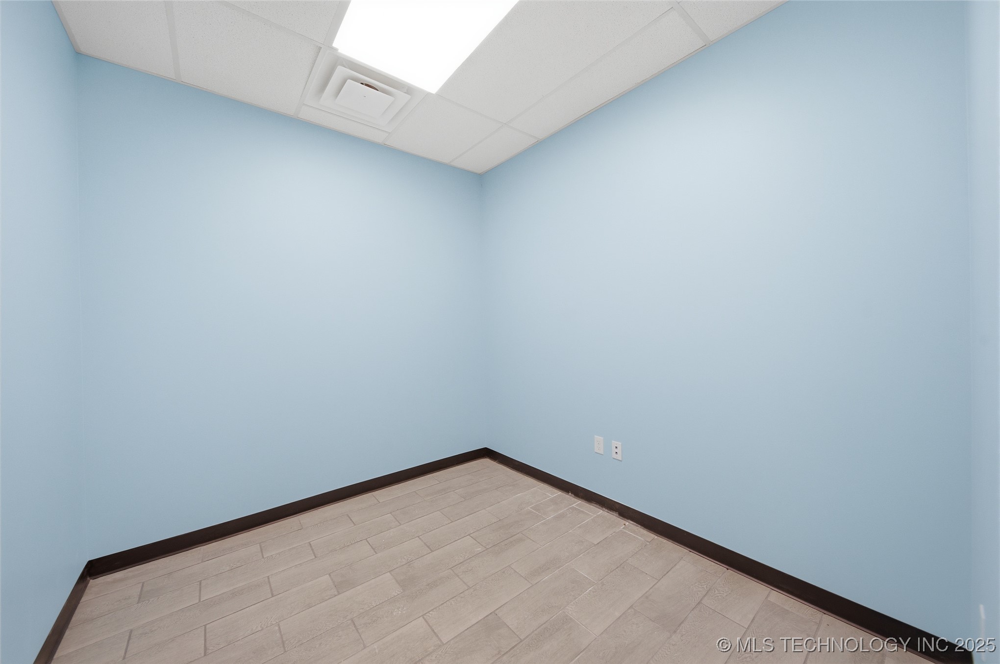 1071 N Birch Street Property Photo 38