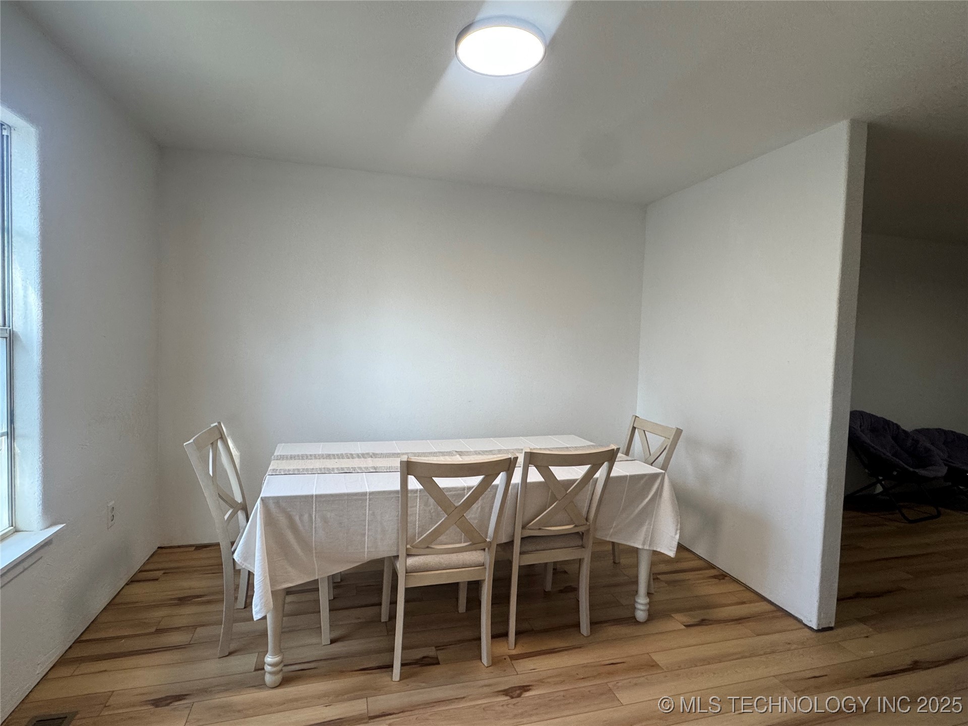 6401 E State Highway 31 Property Photo 6