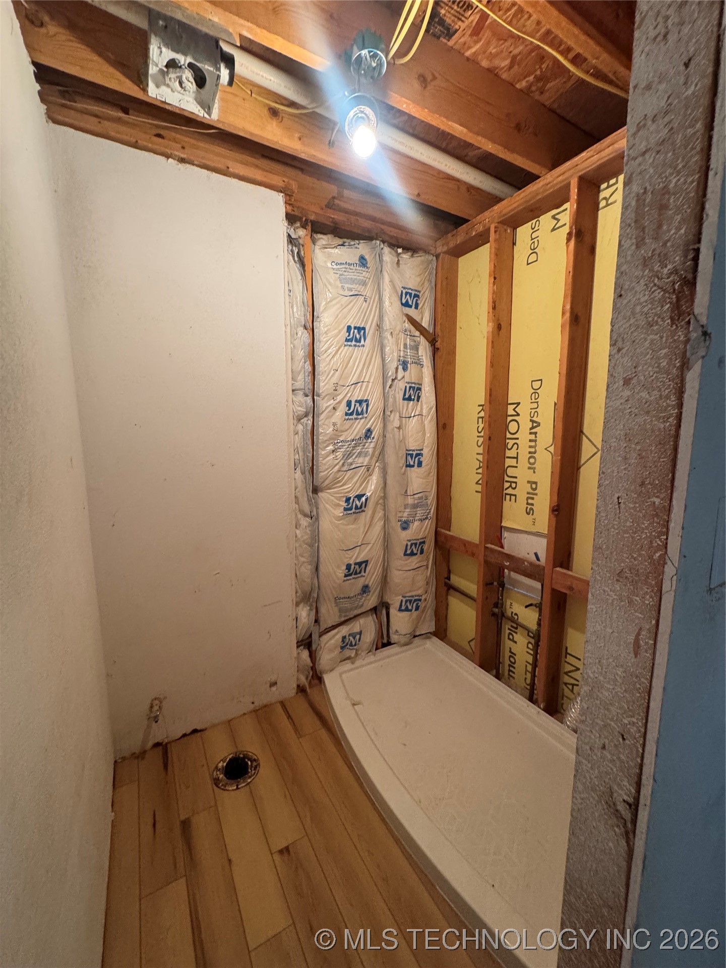 6401 E State Highway 31 Property Photo 16