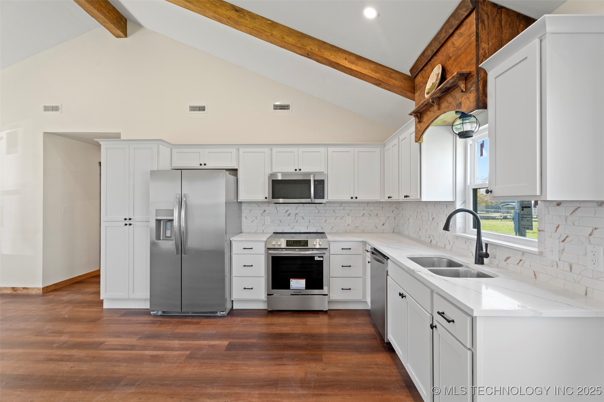 25649 S 606 Lane Property Photo 4