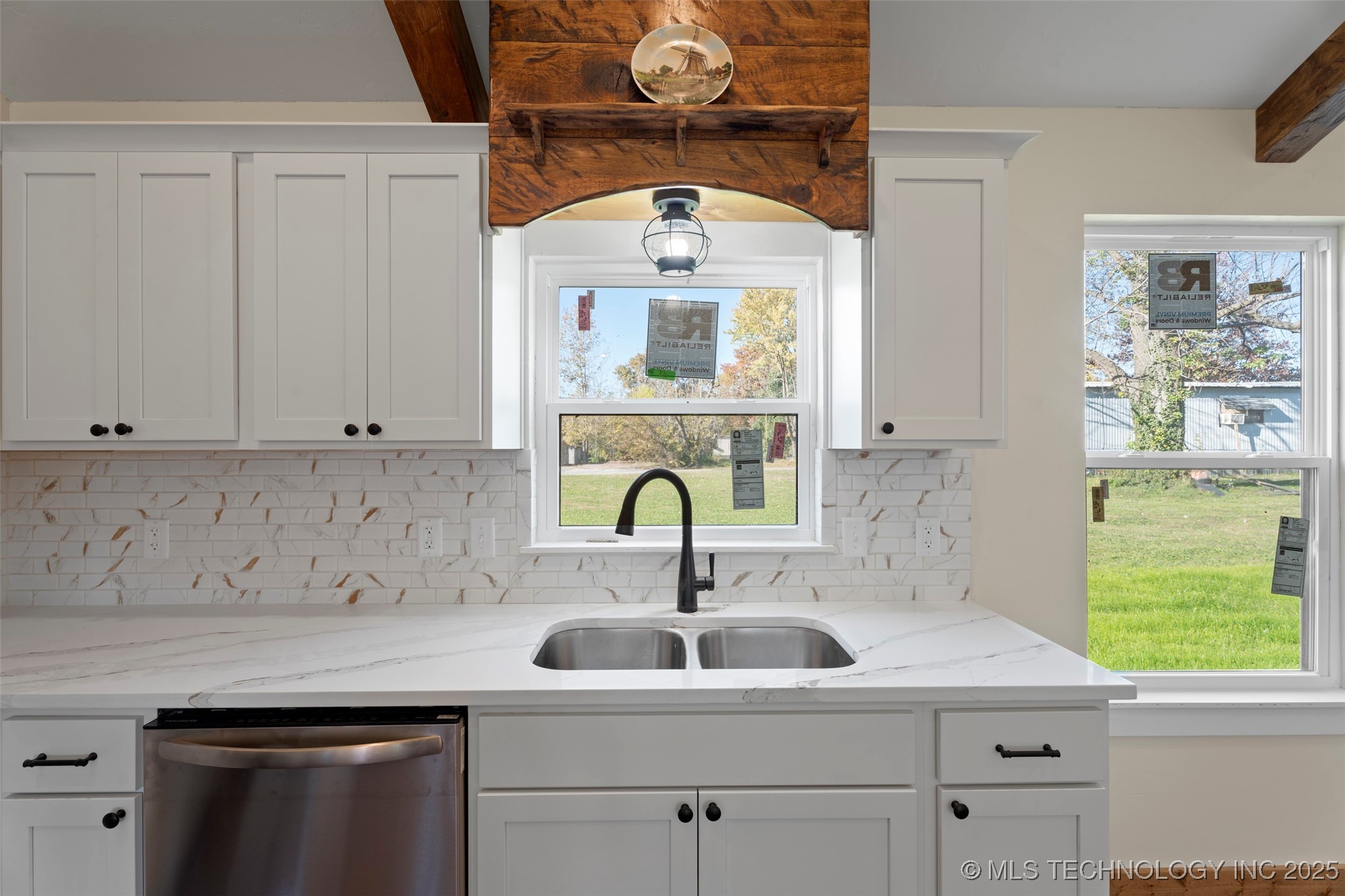 25649 S 606 Lane Property Photo 6