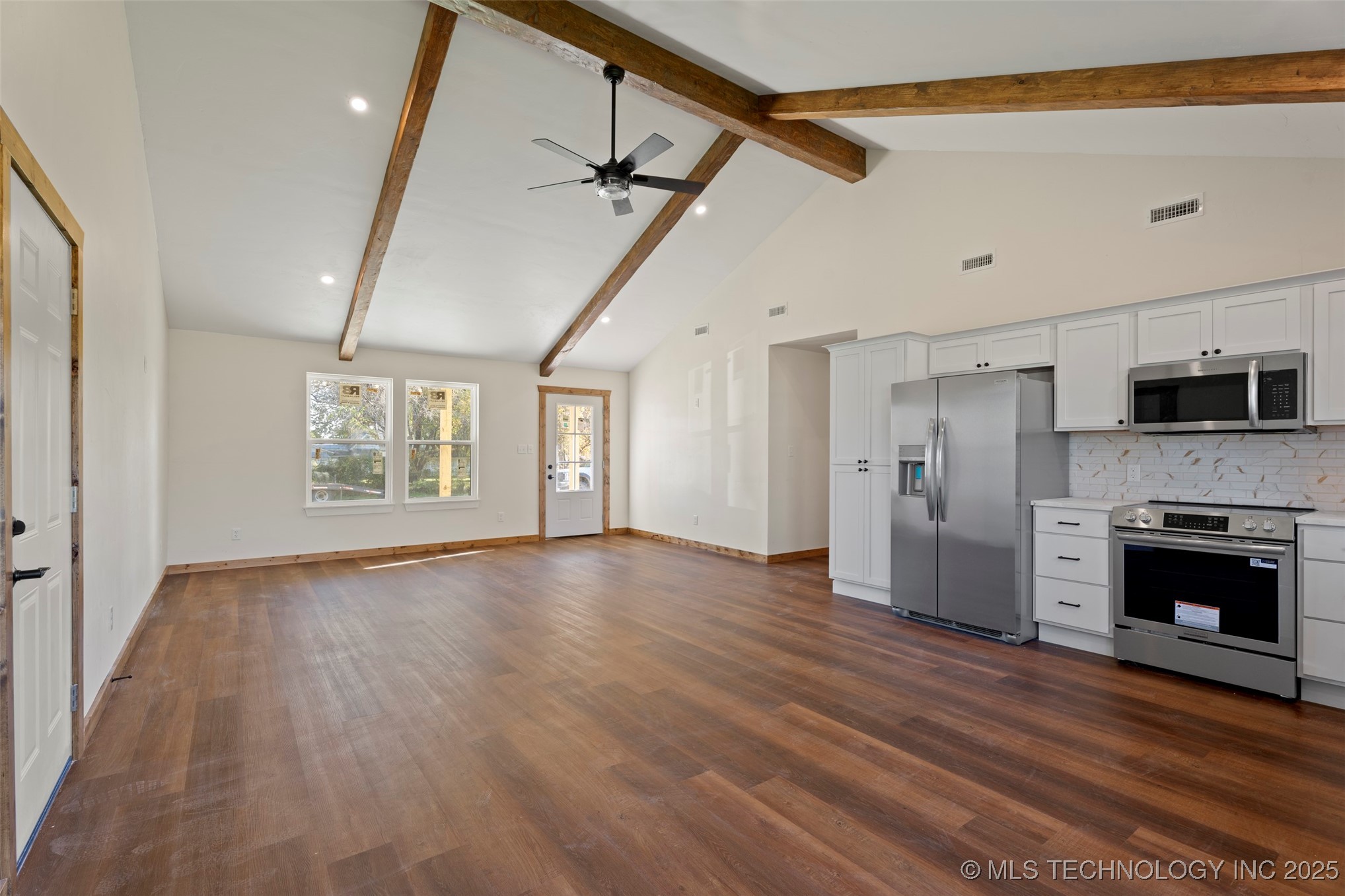 25649 S 606 Lane Property Photo 8