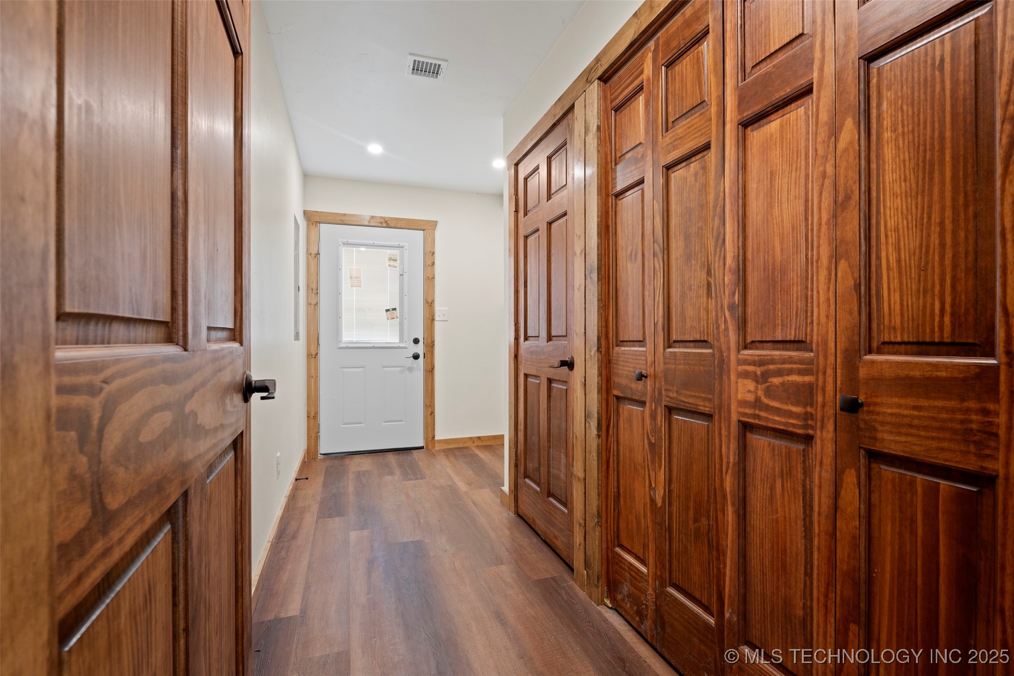 25649 S 606 Lane Property Photo 9