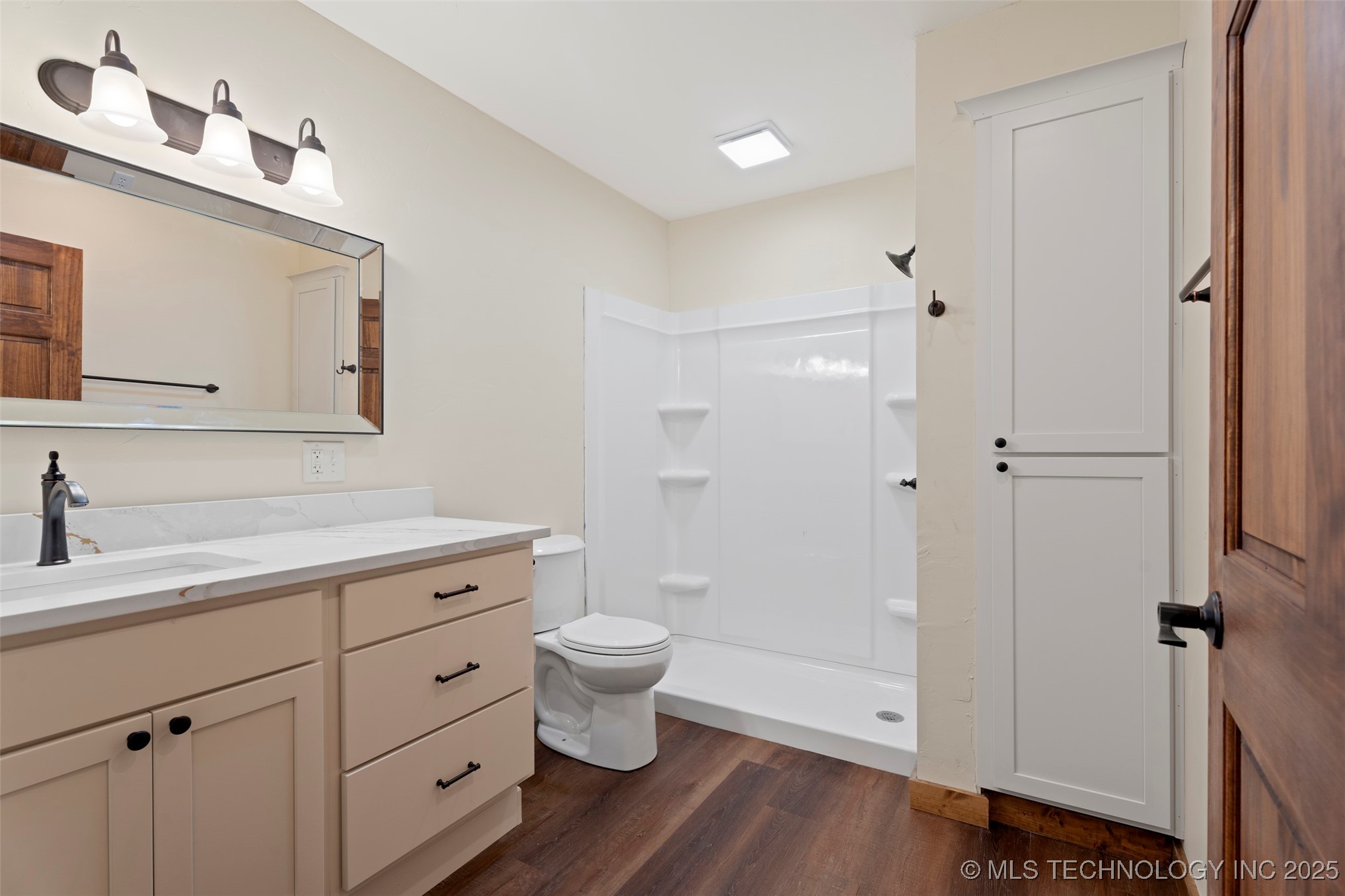 25649 S 606 Lane Property Photo 11