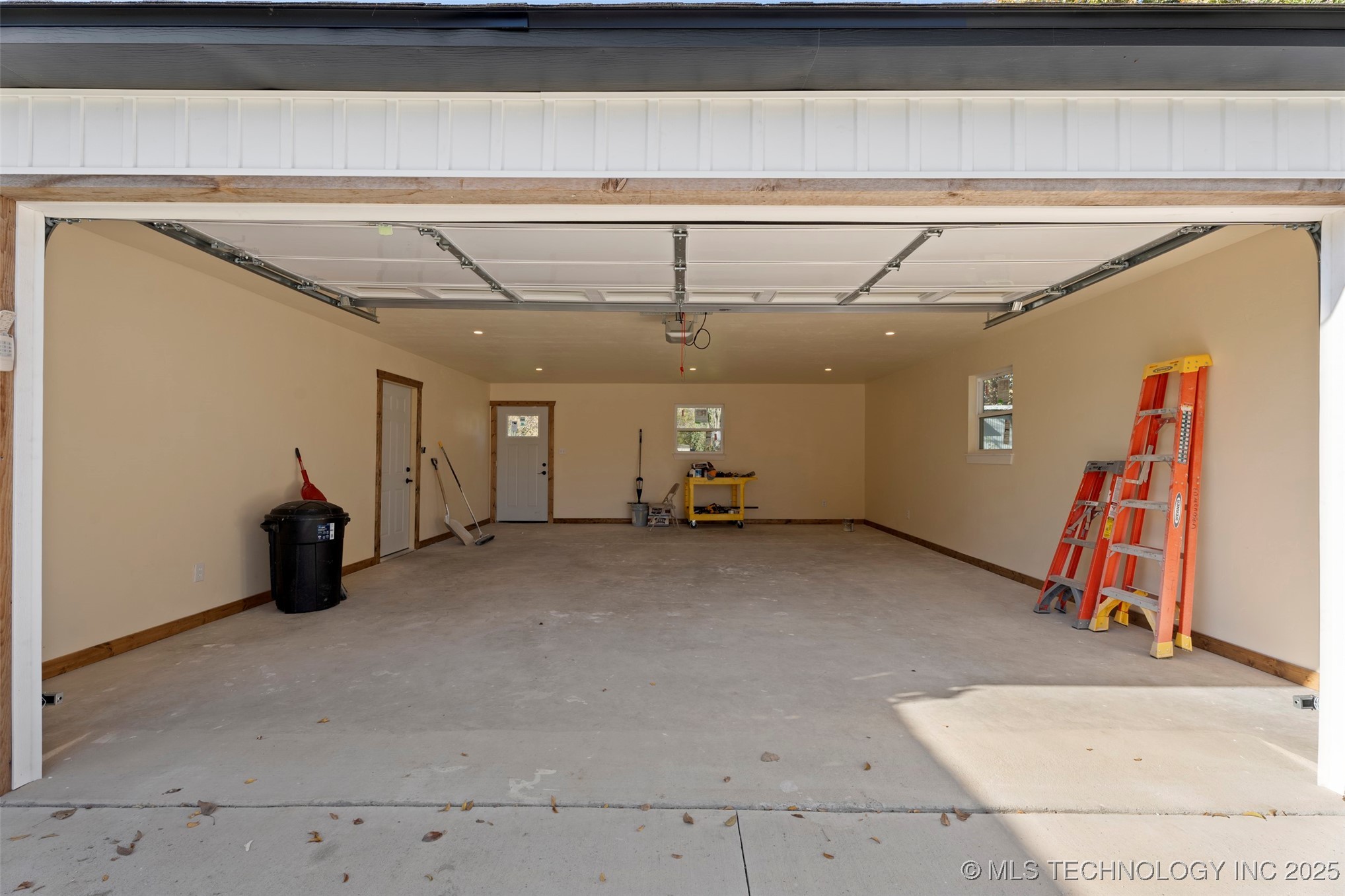 25649 S 606 Lane Property Photo 15