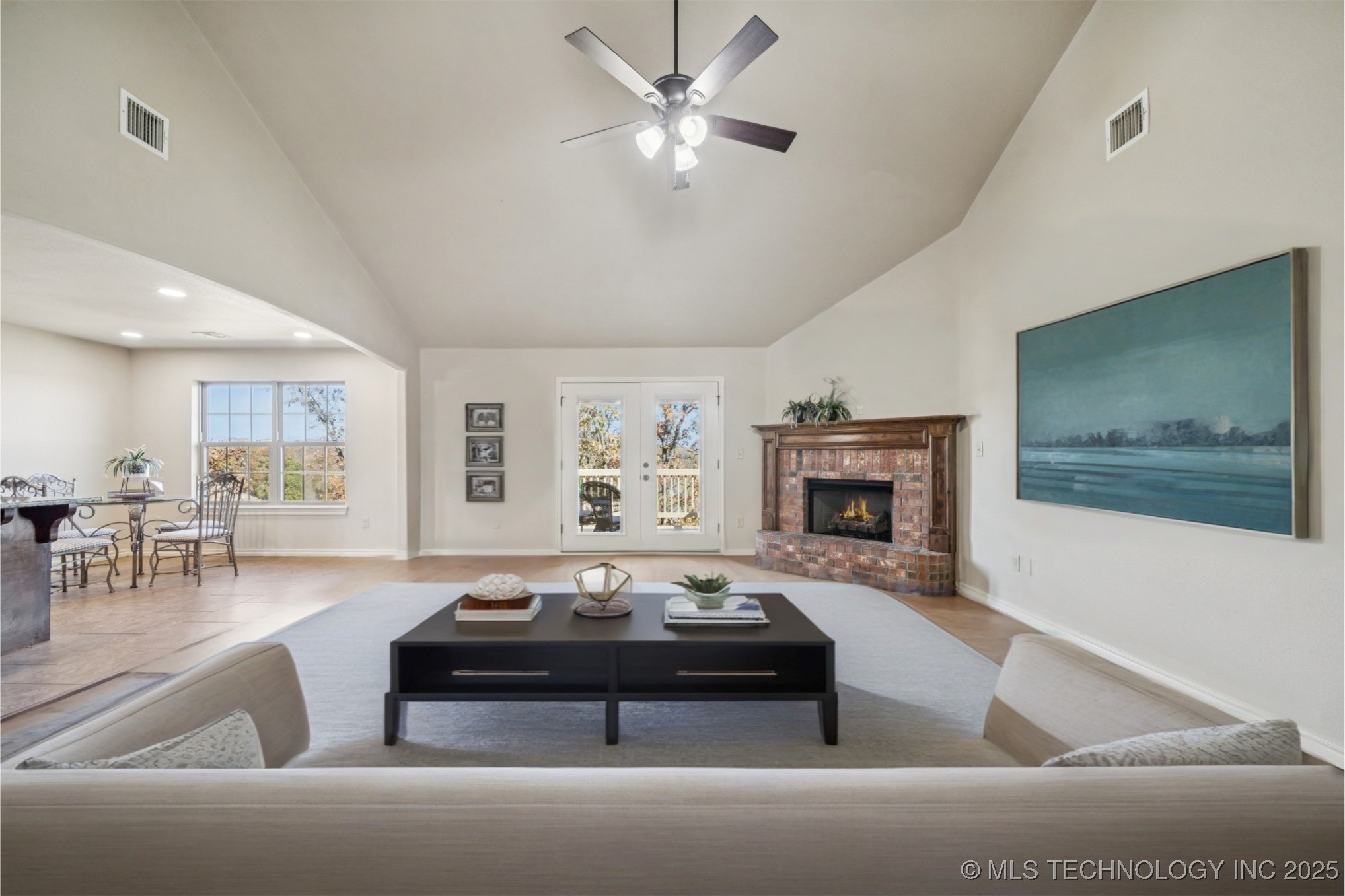 1515 Emily Circle Property Photo 11