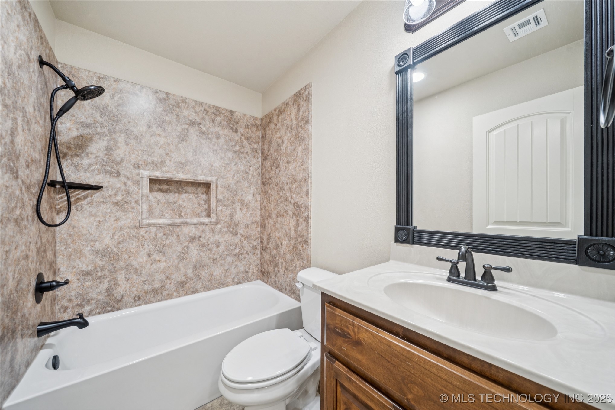 1515 Emily Circle Property Photo 20