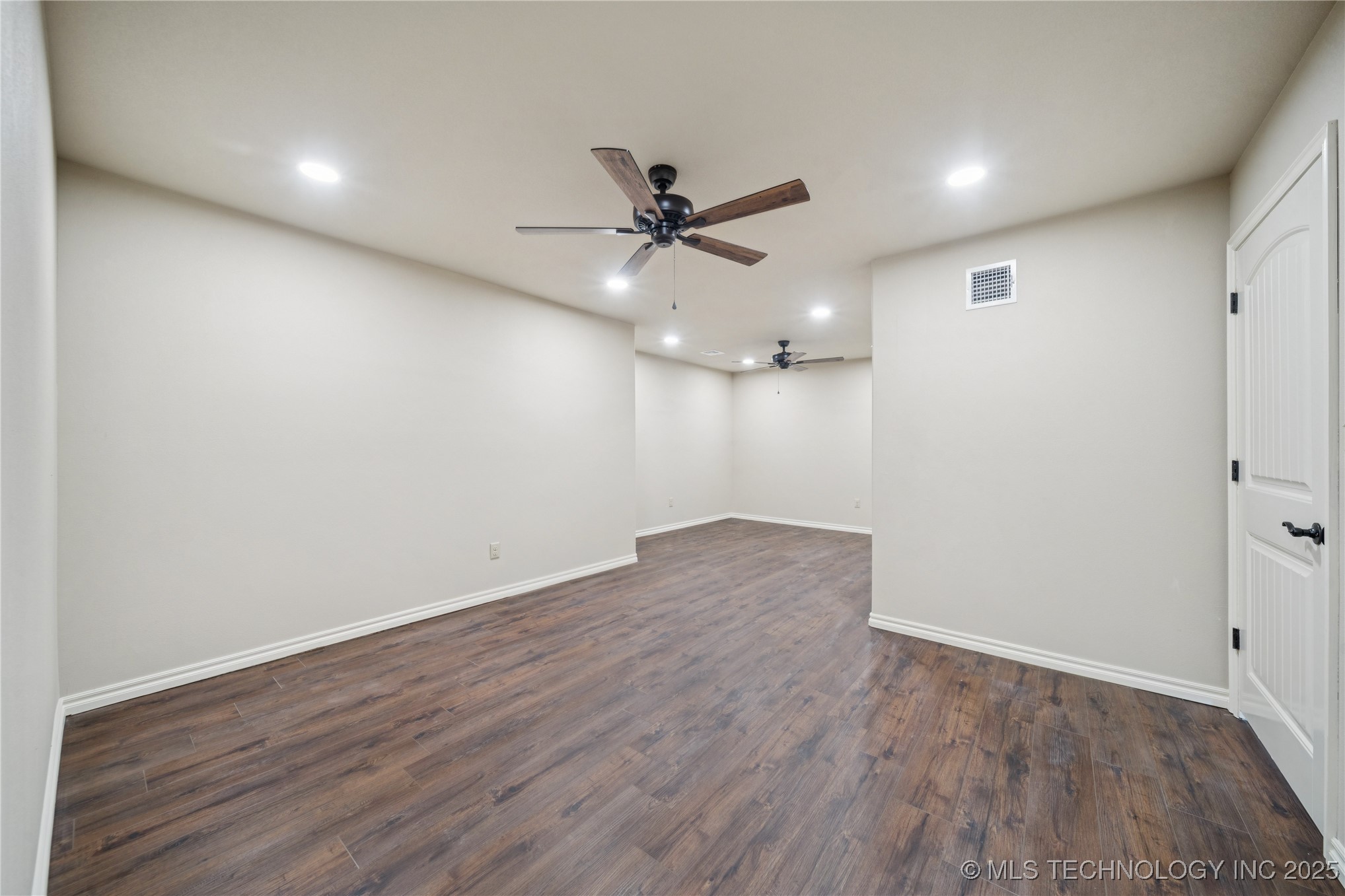 1515 Emily Circle Property Photo 34