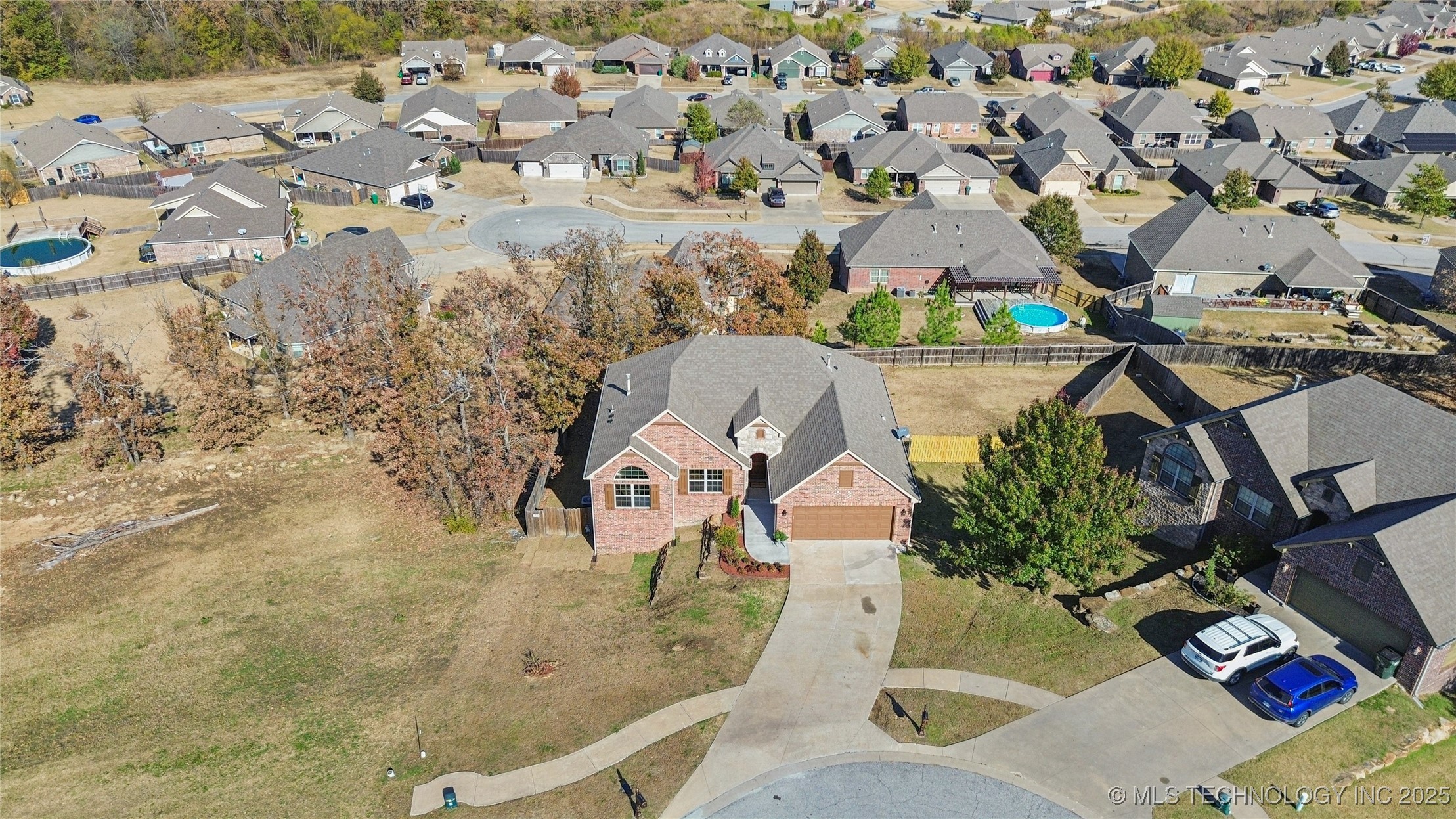 1515 Emily Circle Property Photo 41