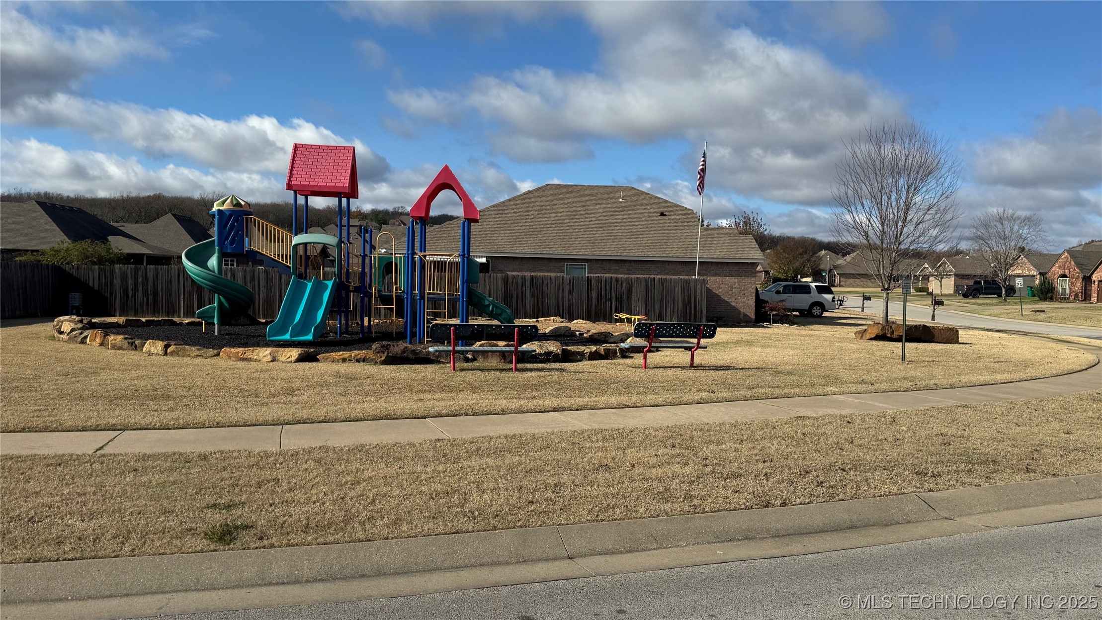 1515 Emily Circle Property Photo 46