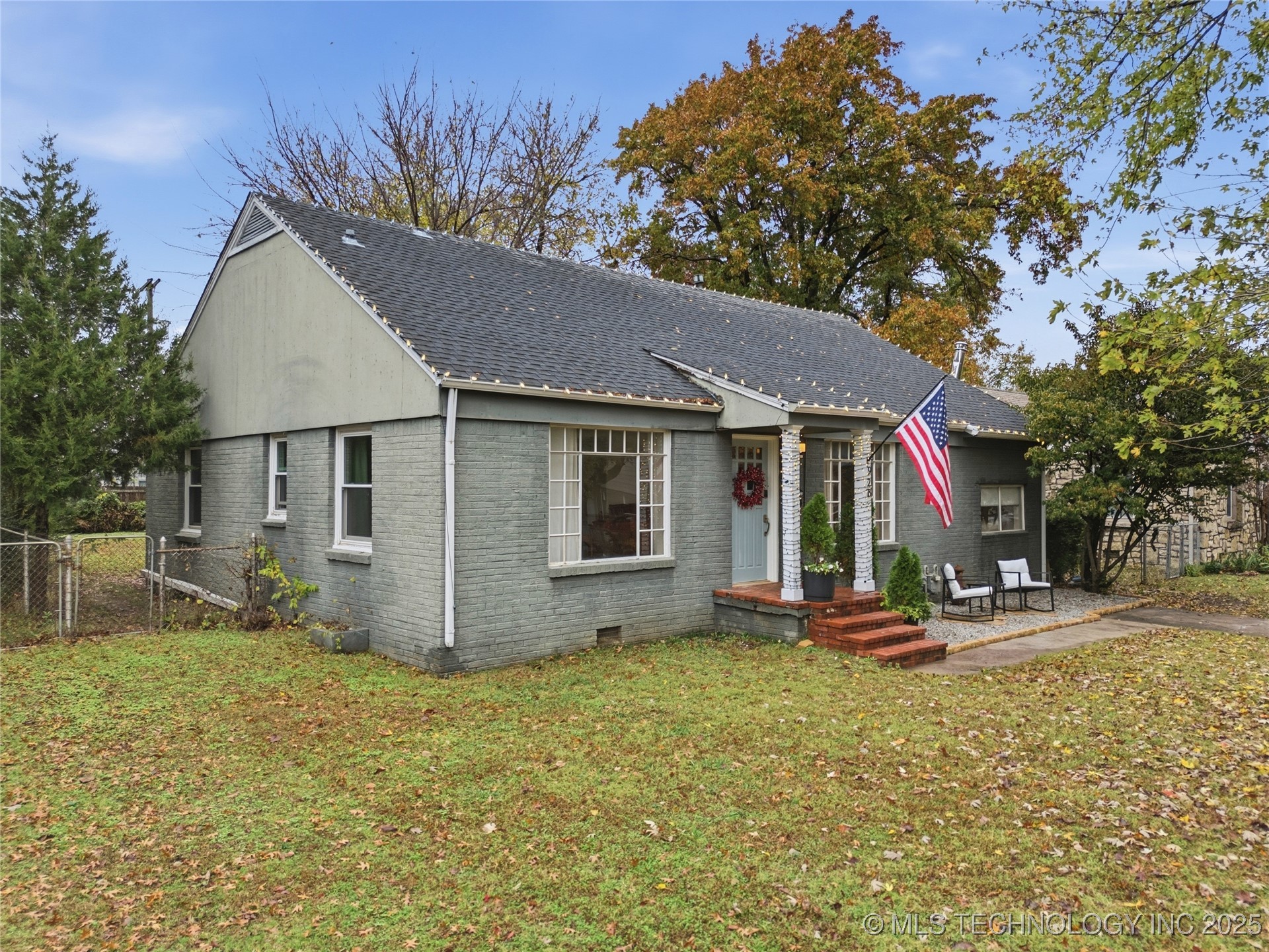 928 S Urbana Avenue Property Photo 3