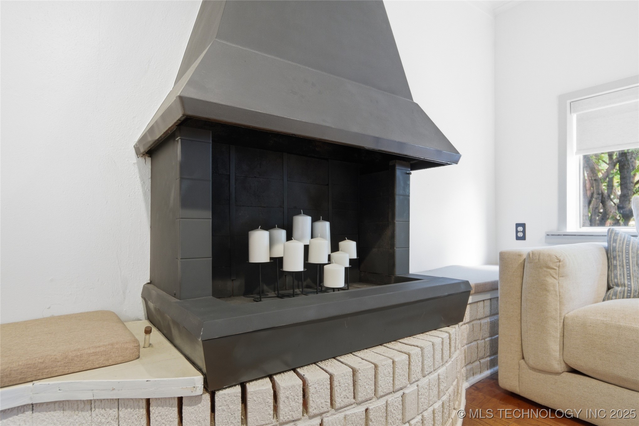 928 S Urbana Avenue Property Photo 11