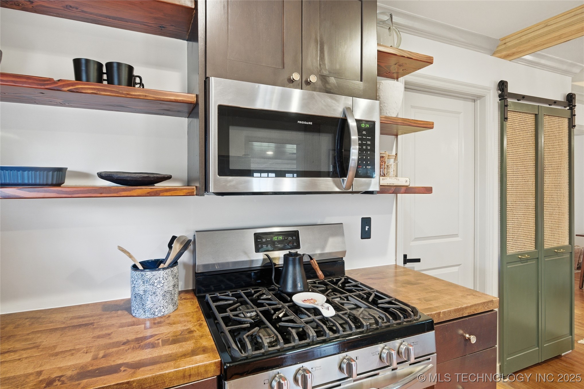 928 S Urbana Avenue Property Photo 19