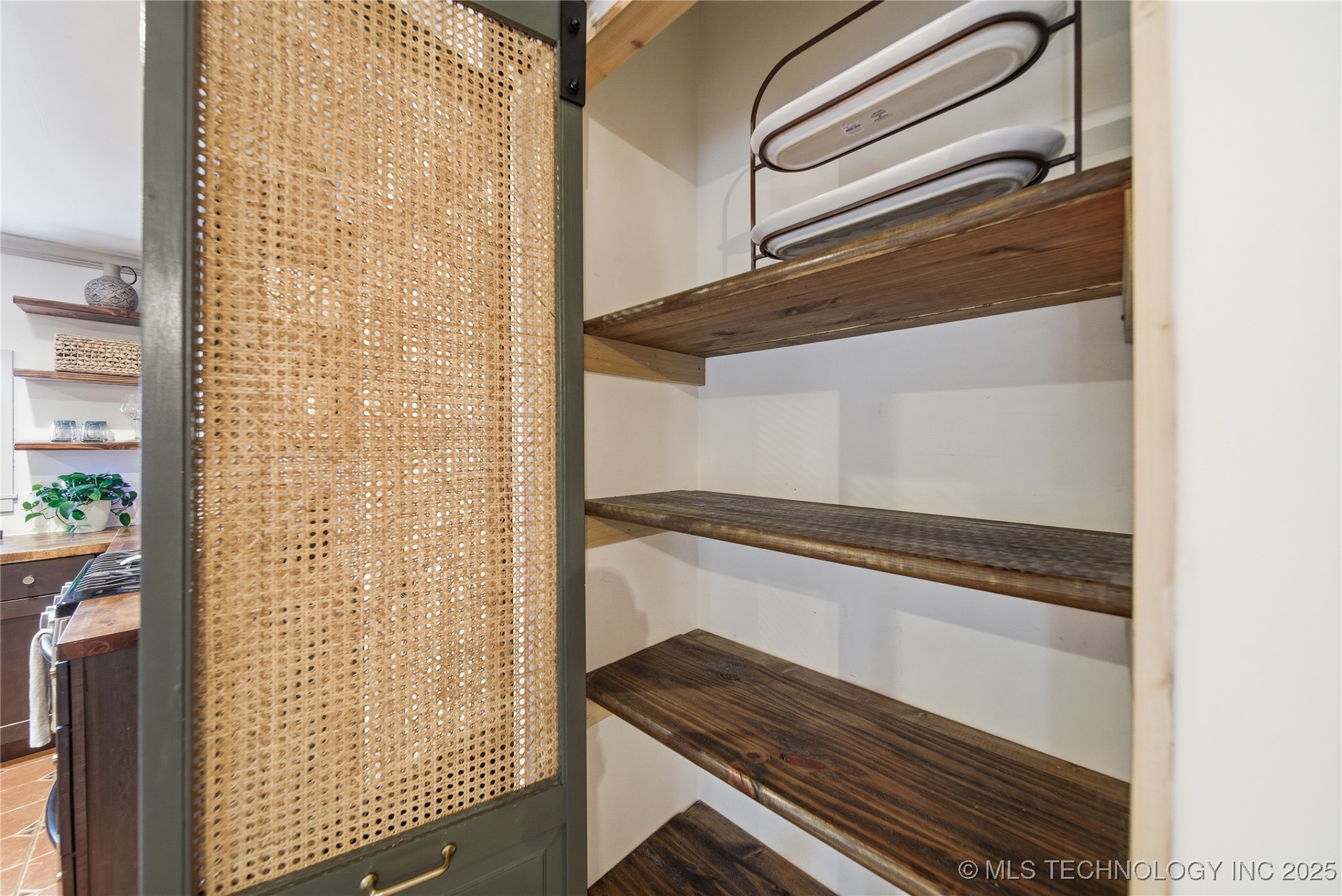 928 S Urbana Avenue Property Photo 20