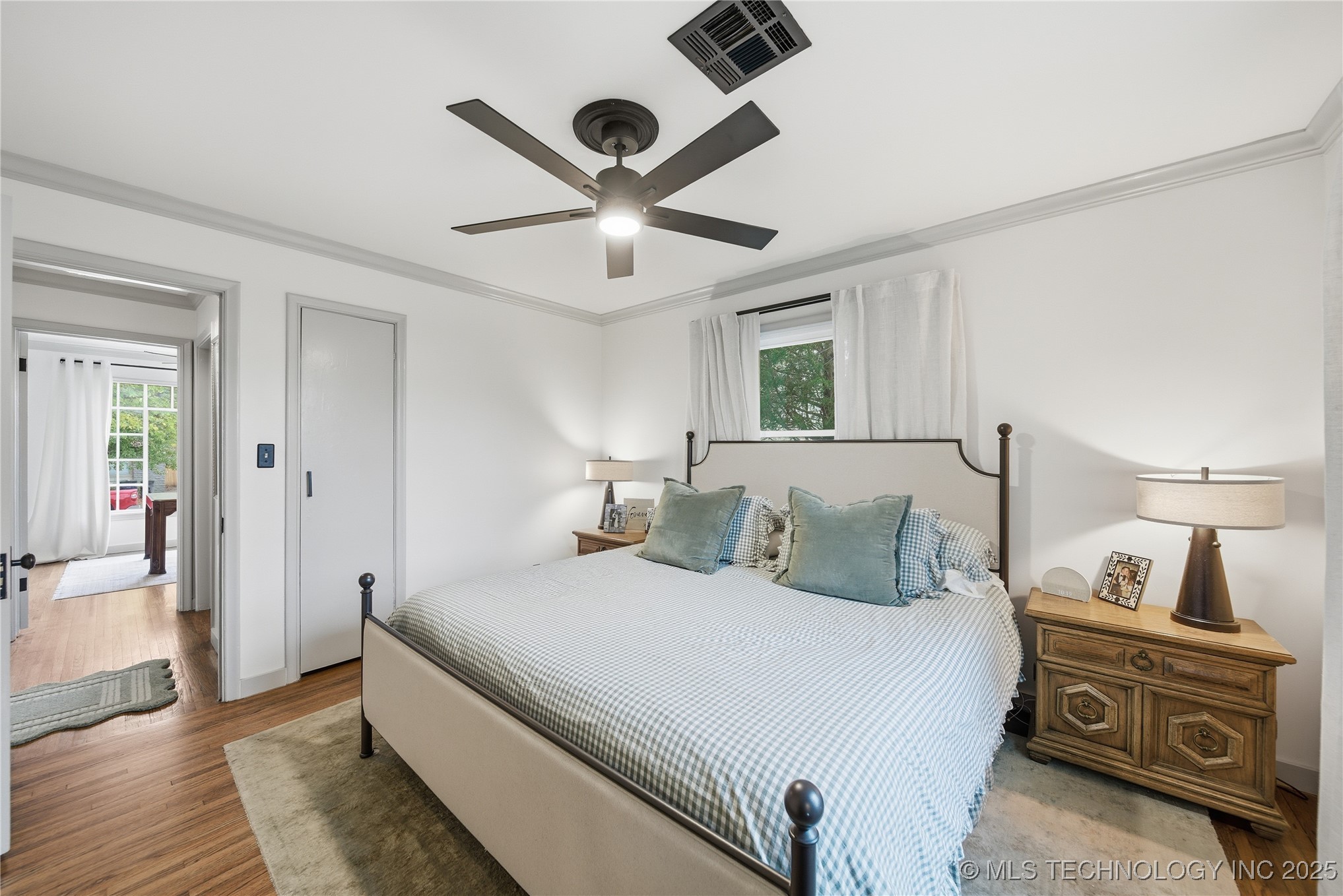 928 S Urbana Avenue Property Photo 24