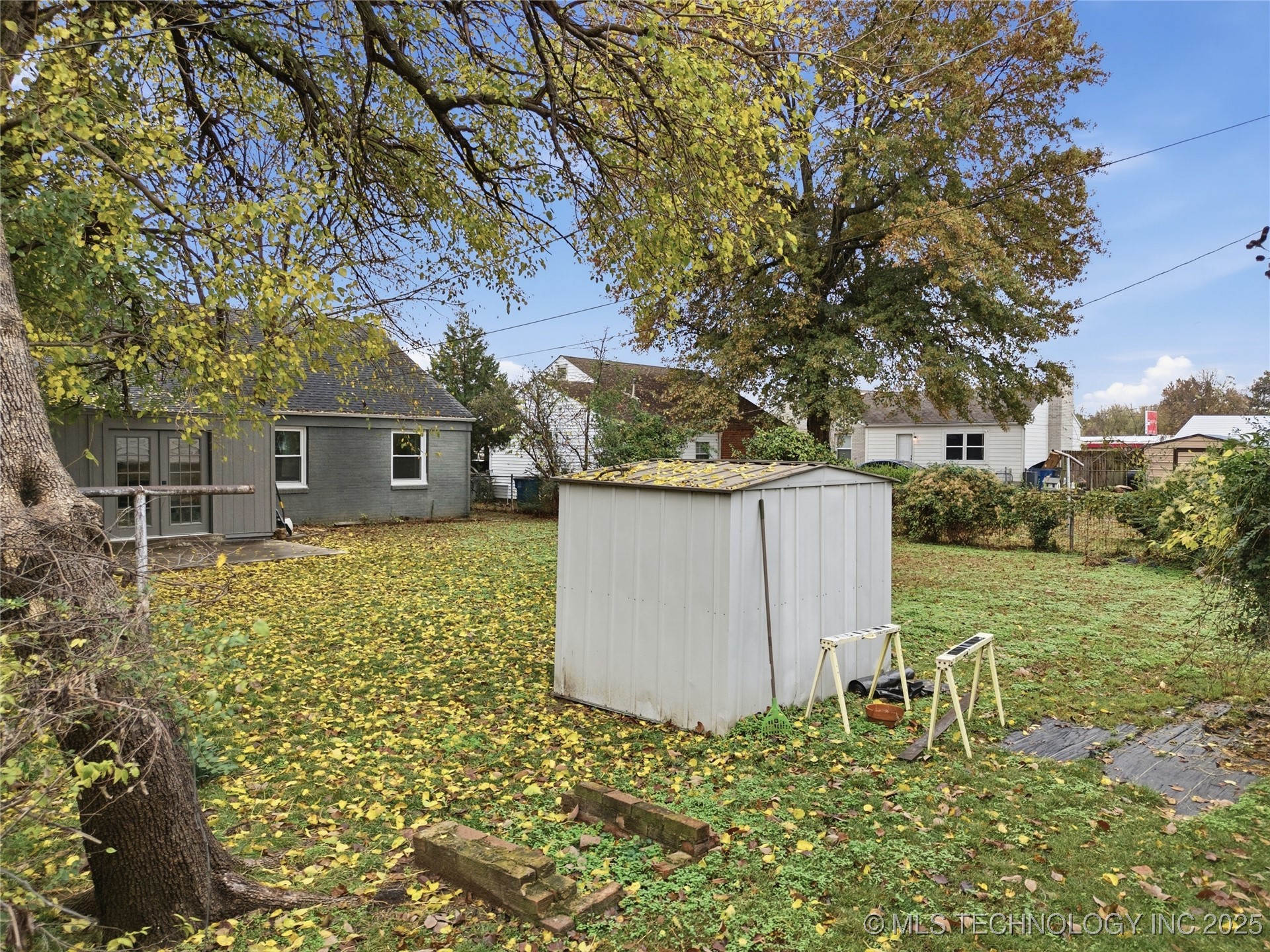 928 S Urbana Avenue Property Photo 37