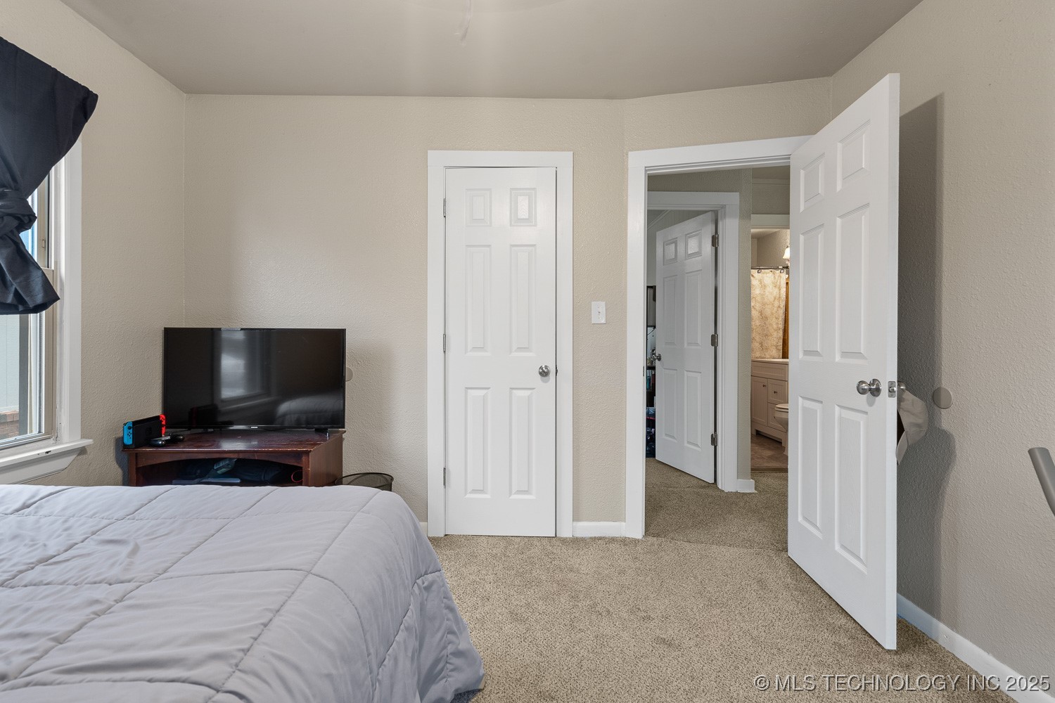 434 Locust Street Nw Property Photo 8