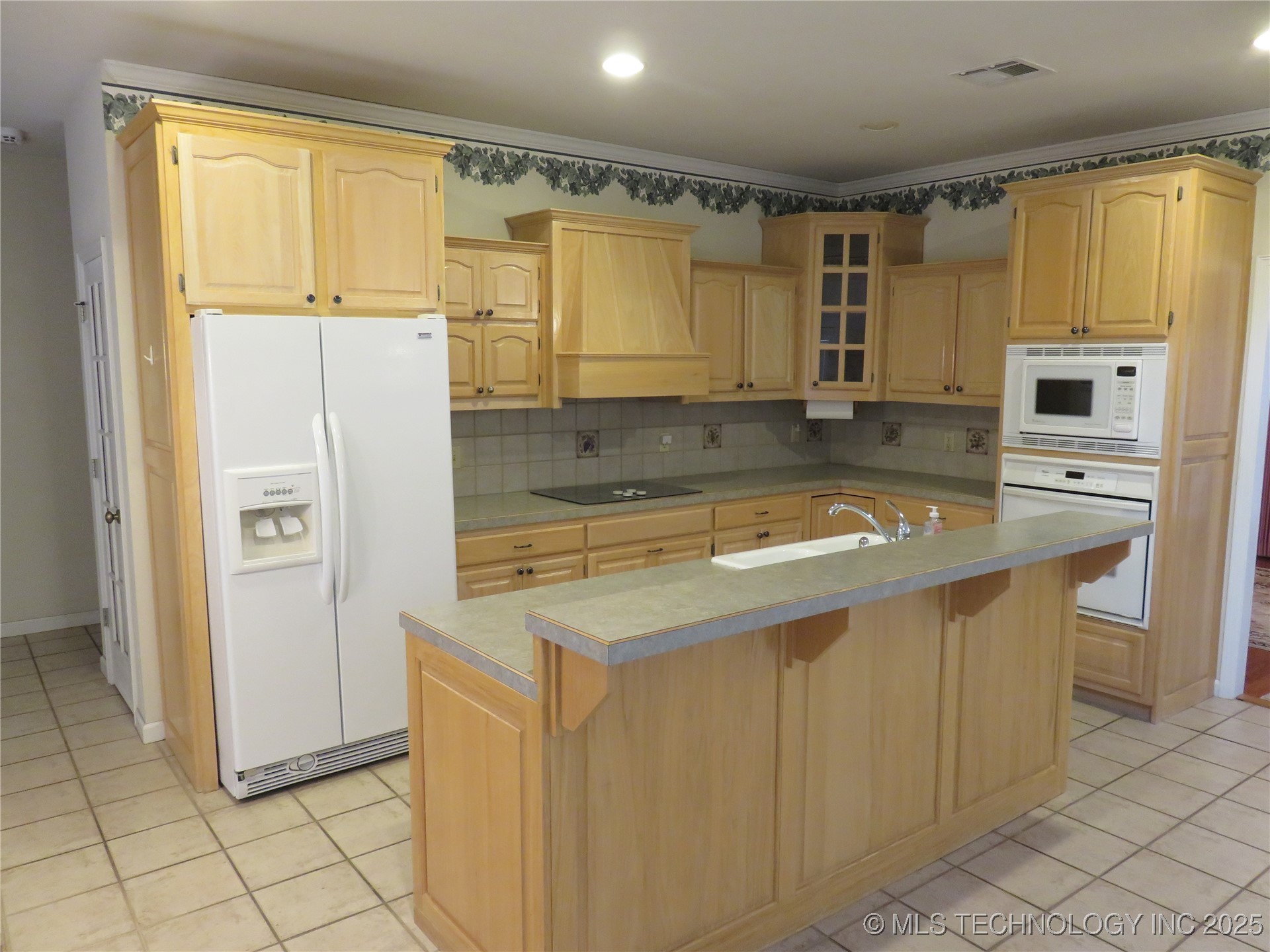 3705 S Nassau Avenue Property Photo 16