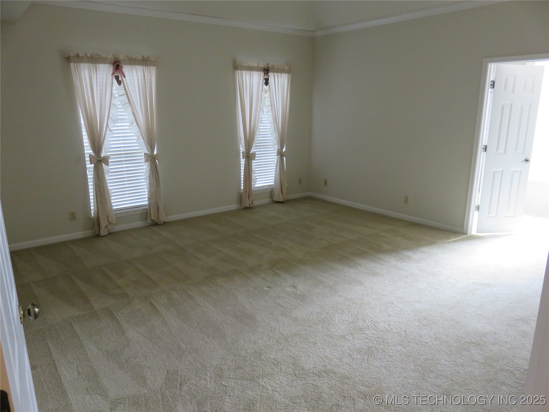 3705 S Nassau Avenue Property Photo 26