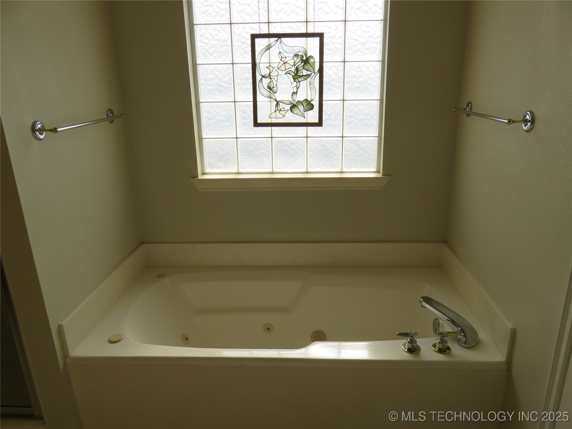 3705 S Nassau Avenue Property Photo 29