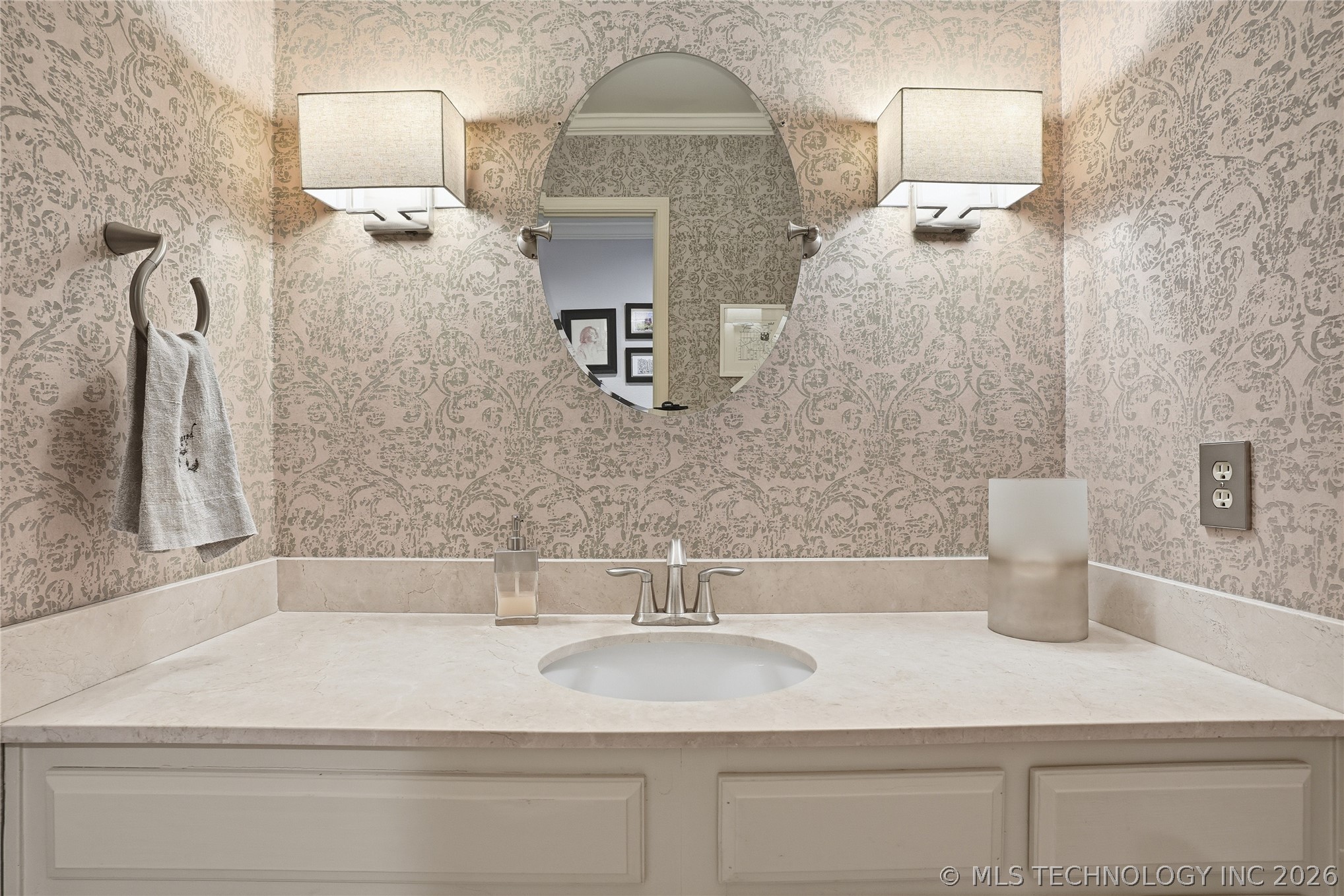 38 S Woodward Boulevard 16 Property Photo 27